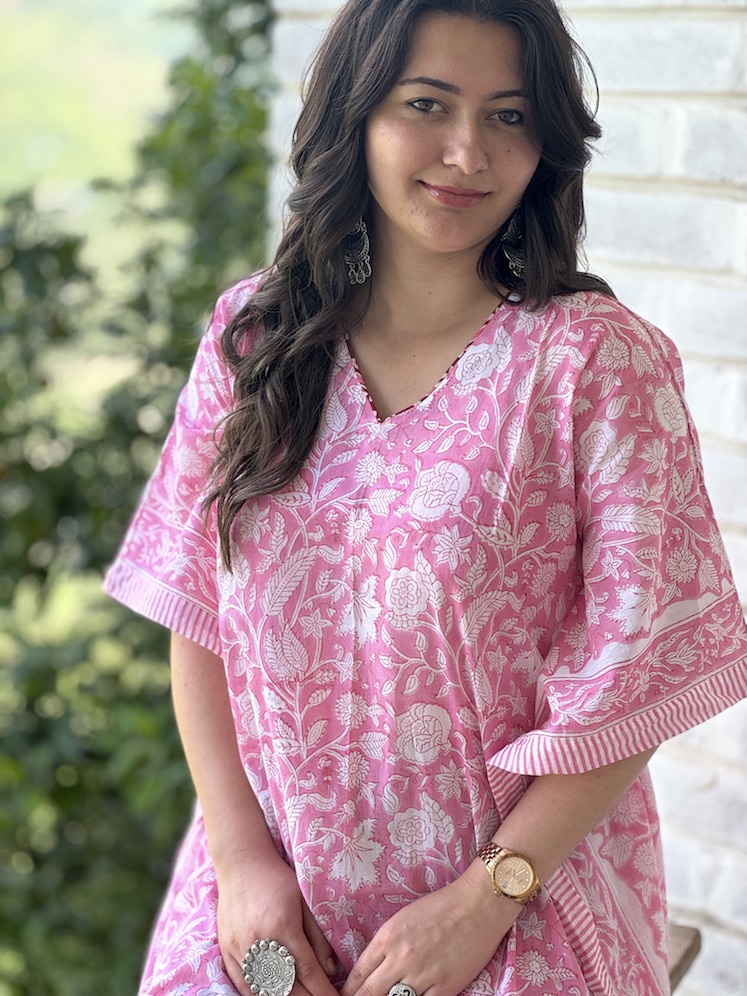 HELLO PINK