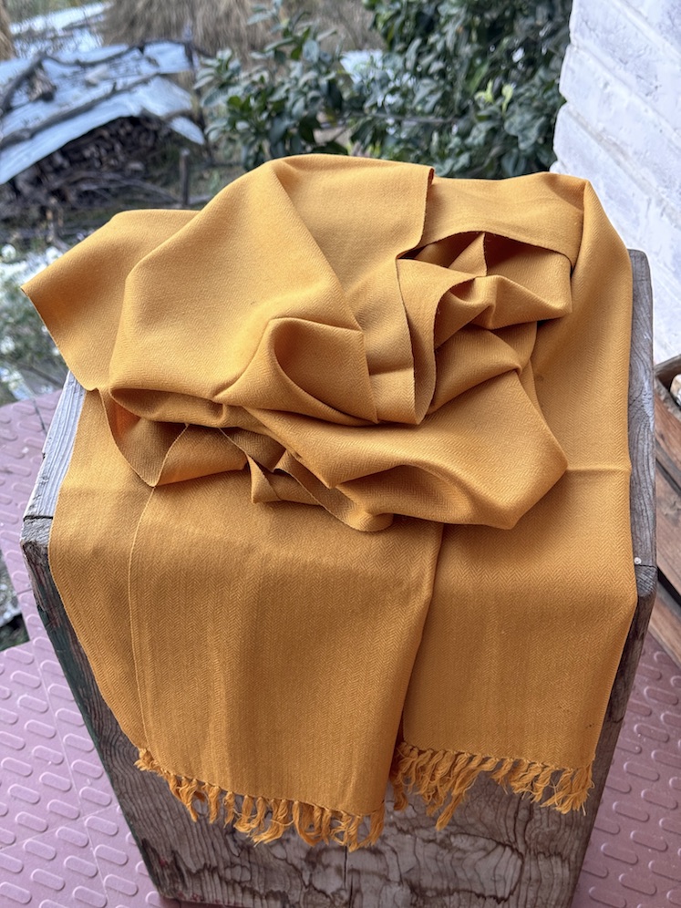 Yellow pure wool stole