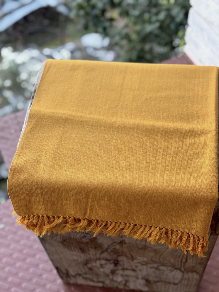 Yellow pure wool stole