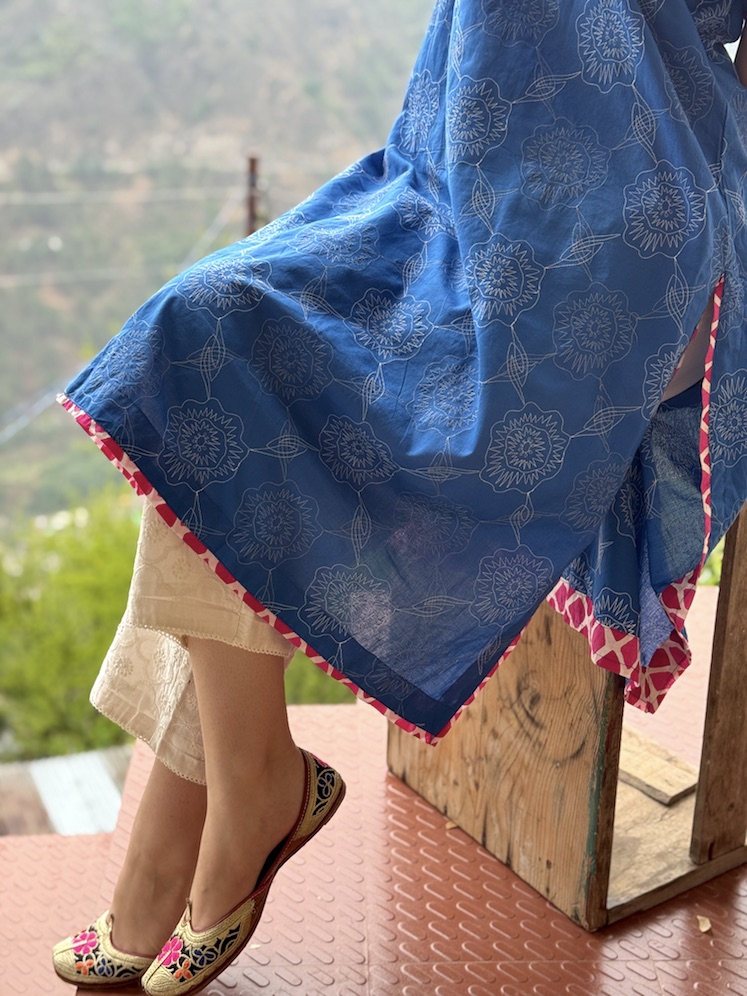 EMBROIDERED BLUE