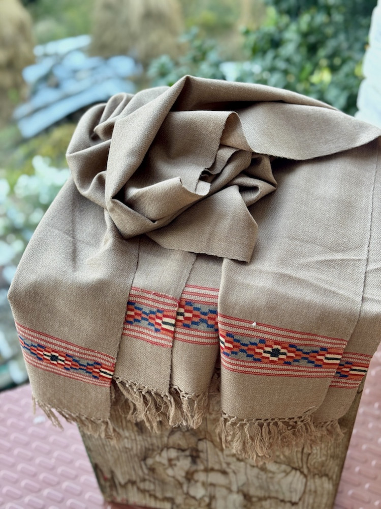 Image of Brown pure wool stole with traditional himachali border