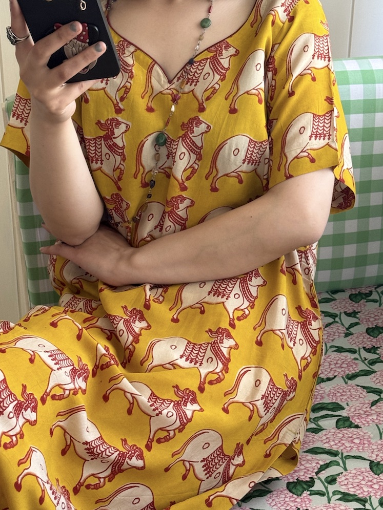 YELLOW PICHWAI
