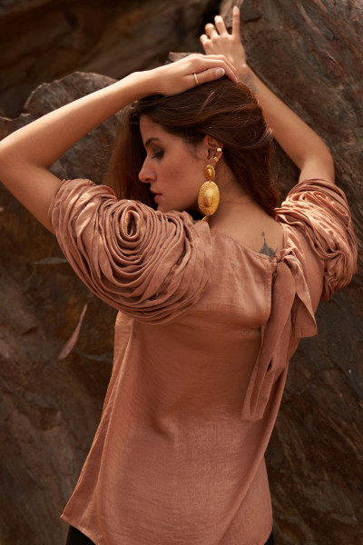 Soft Sand Luxe Sleeve Top
