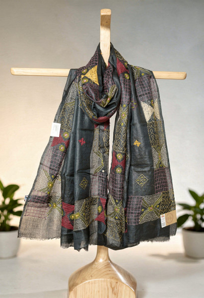 Image of Sutrangi Lambani Grace– Gachi Tussar with Hand Lambani Dupatta
