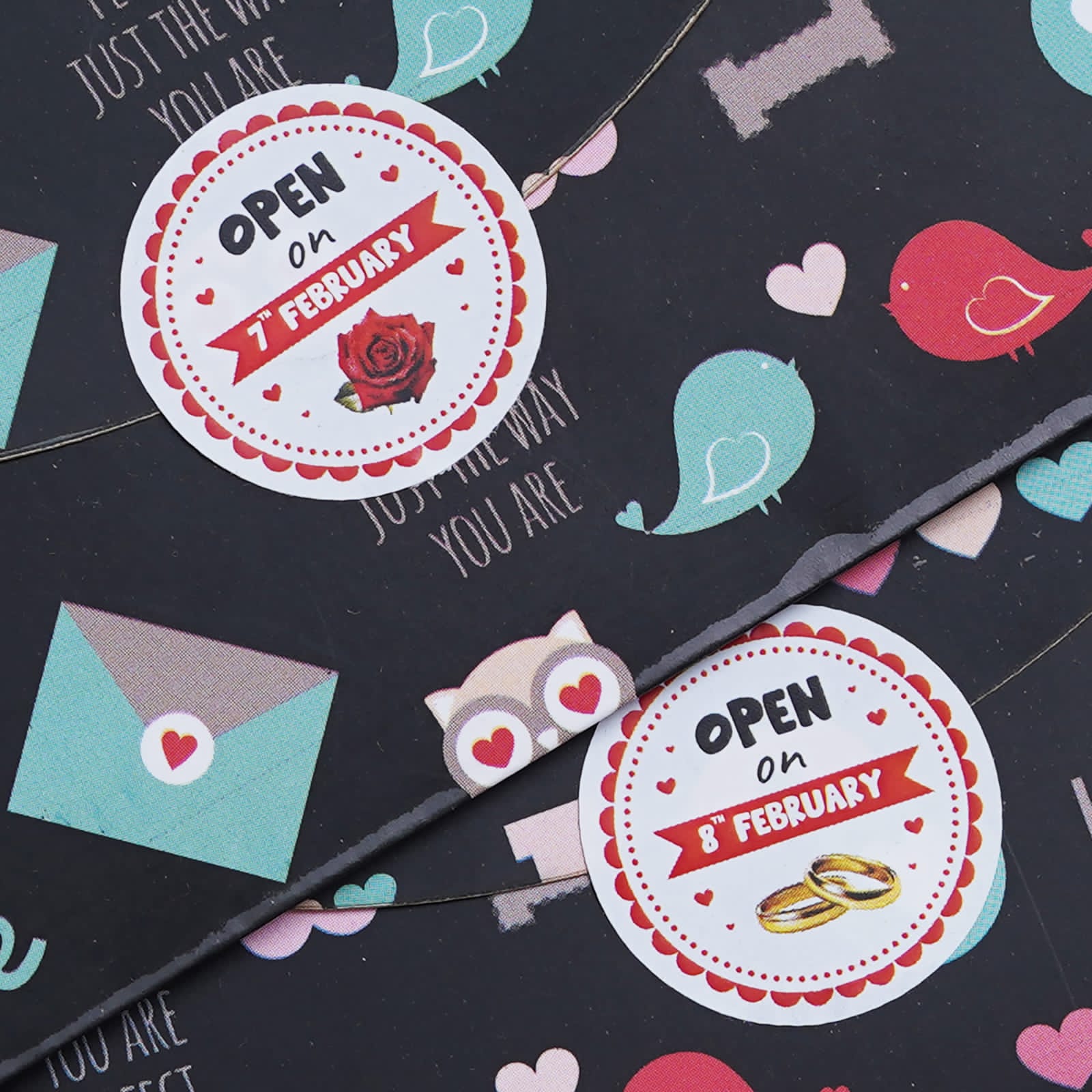 Valentine Postcard Tin Box