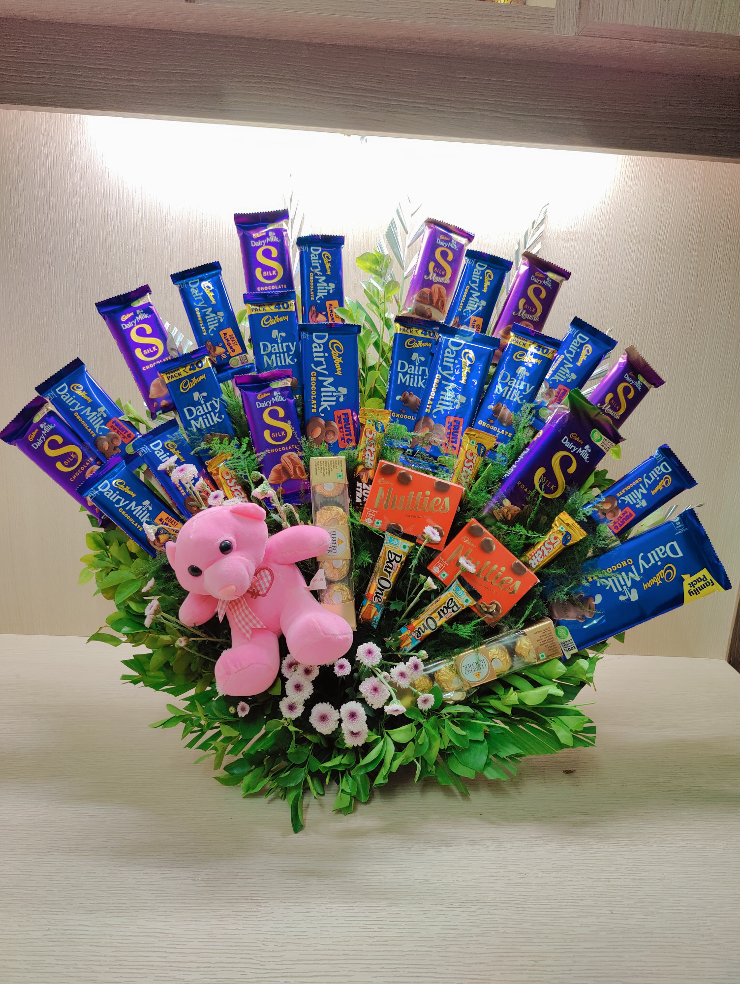 Cuddles Chocolates Delight