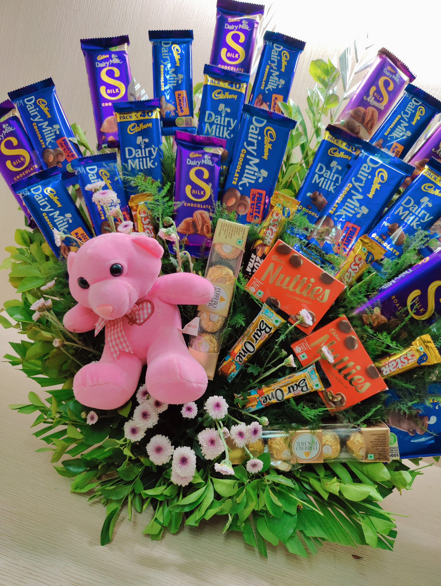 Cuddles Chocolates Delight