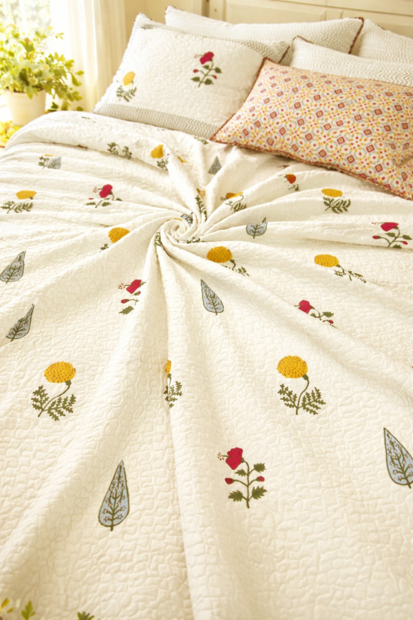 Category Alt Bedcover