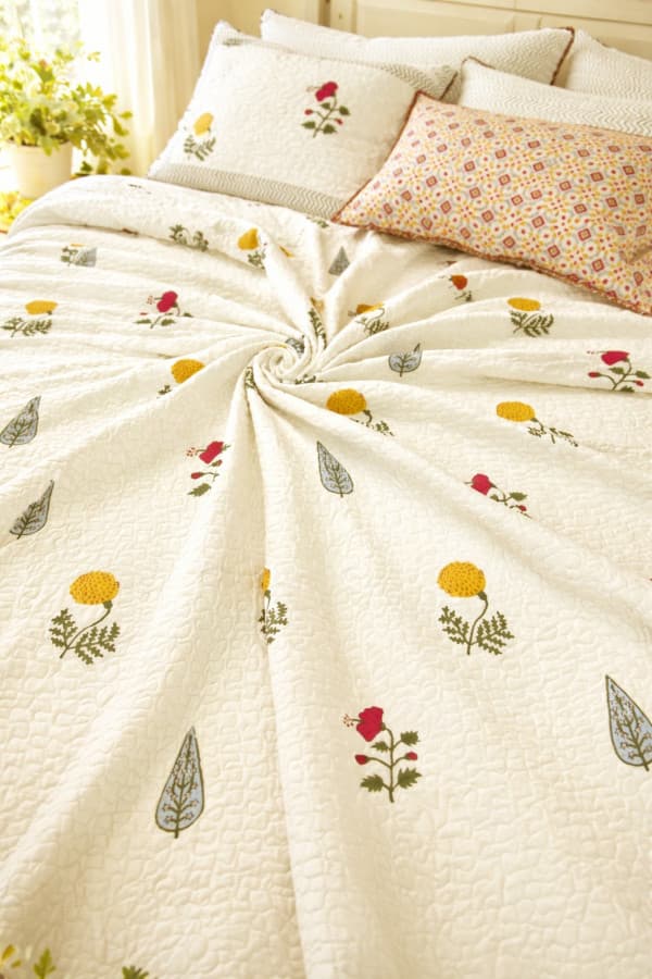 Category Alt Bedcover