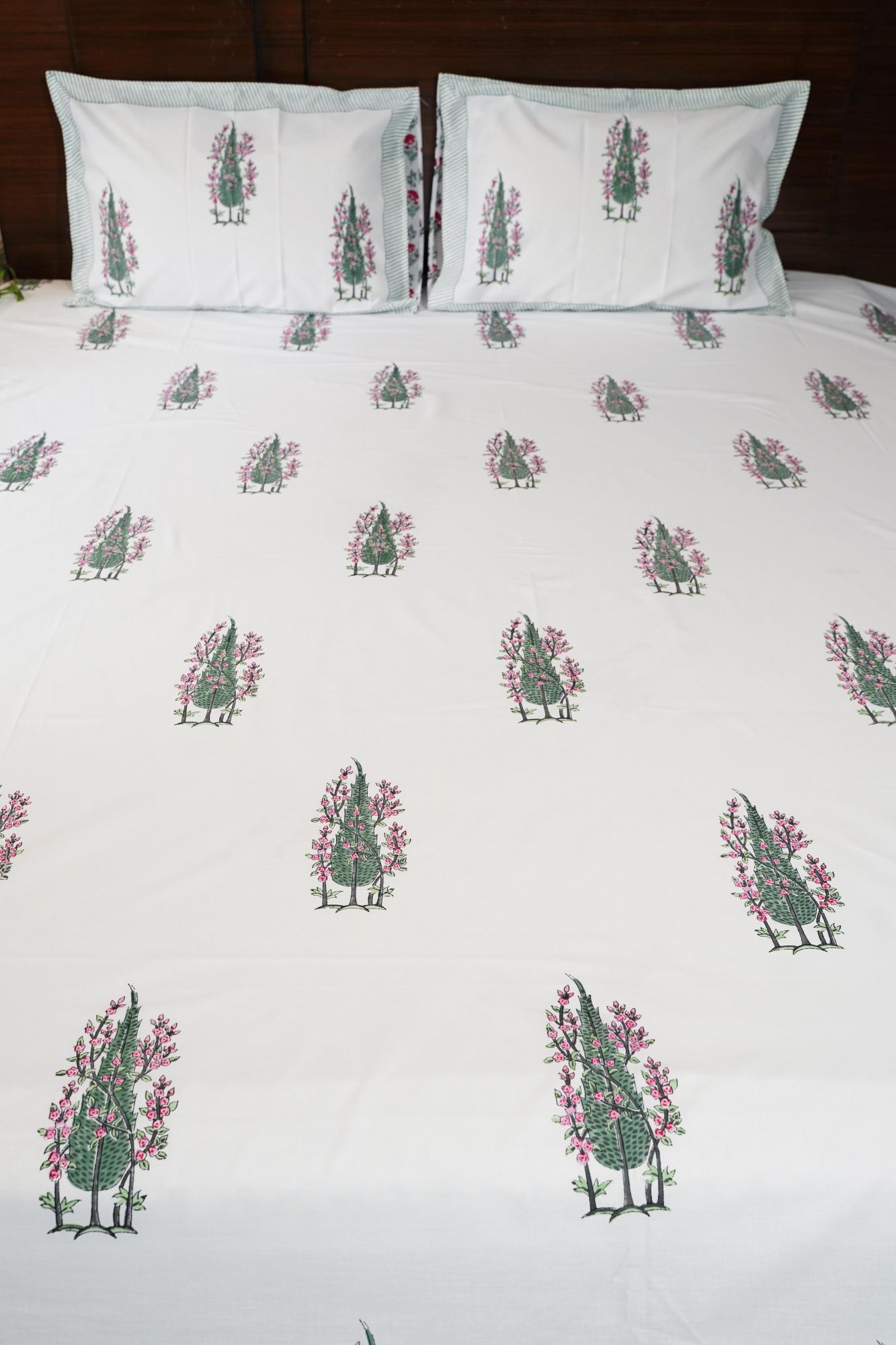 Jaipuri Block Print Bedsheet - Fern Fringed Hand Block Print Cotton Double