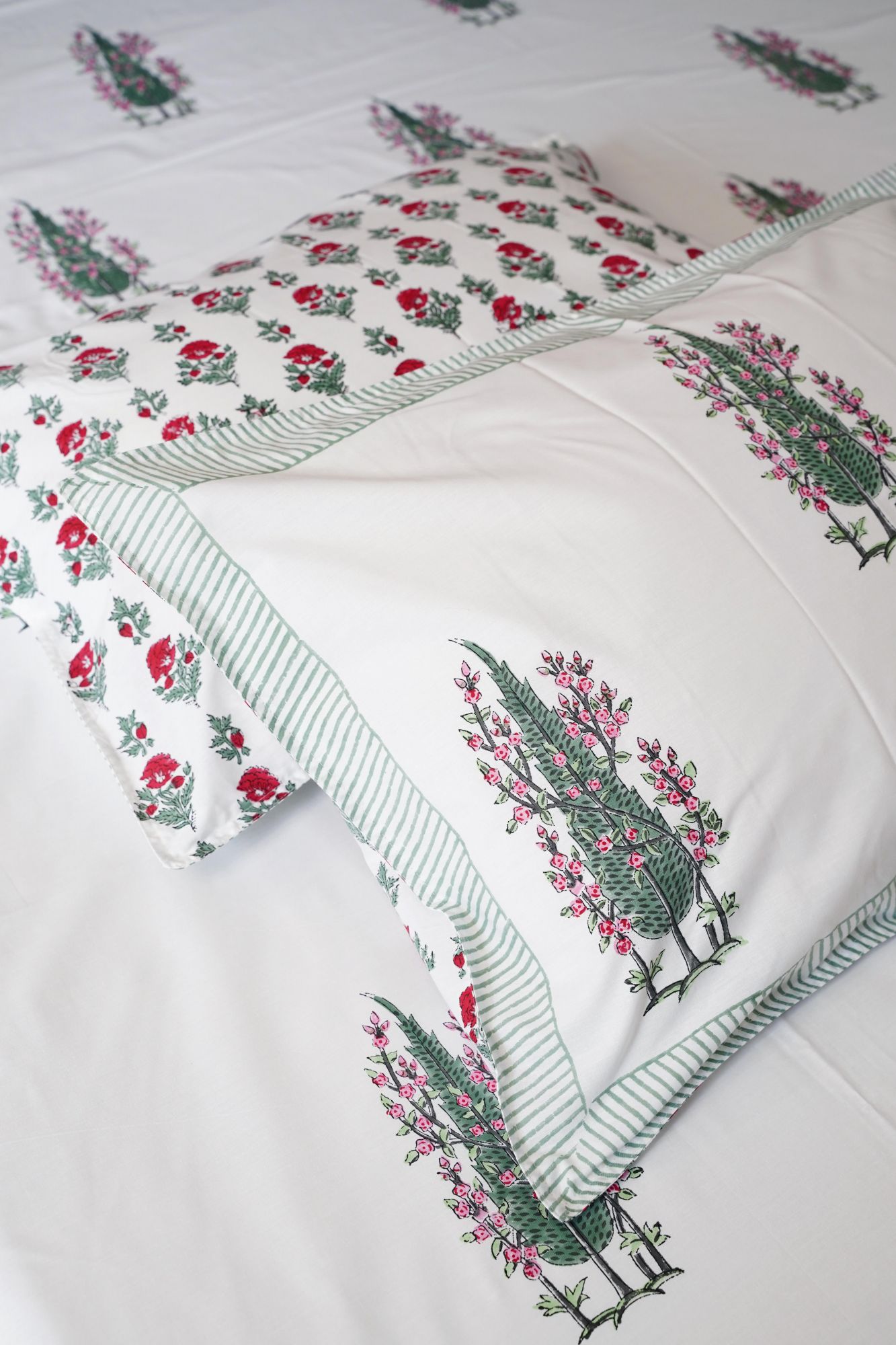 Jaipuri Block Print Bedsheet - Fern Fringed Hand Block Print Cotton Double
