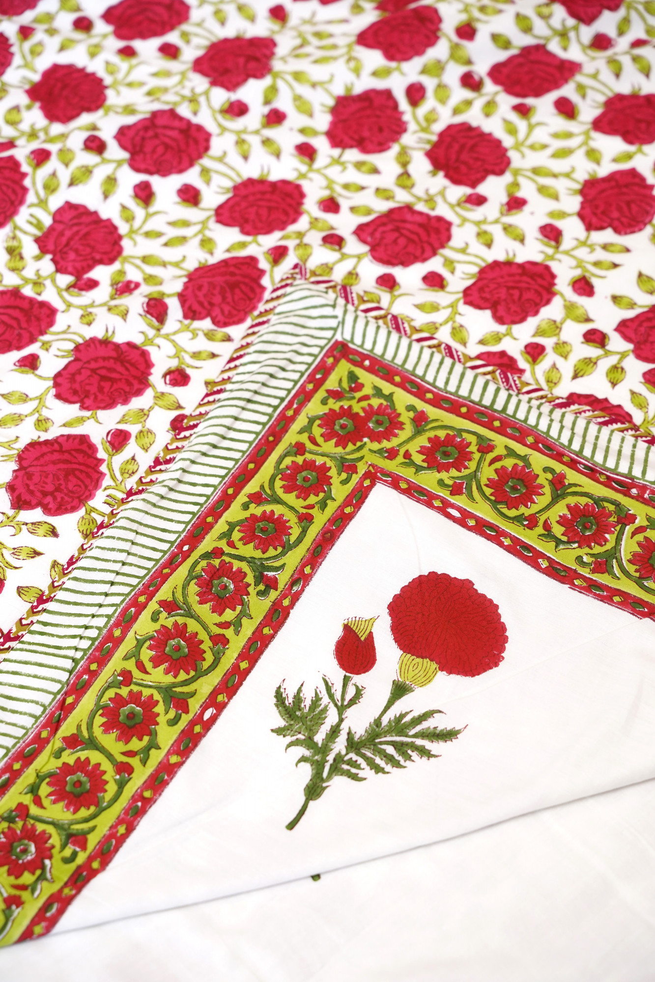 Block Print Dohar - Red Daisy Hand Block Print Premium Cotton Jaipuri