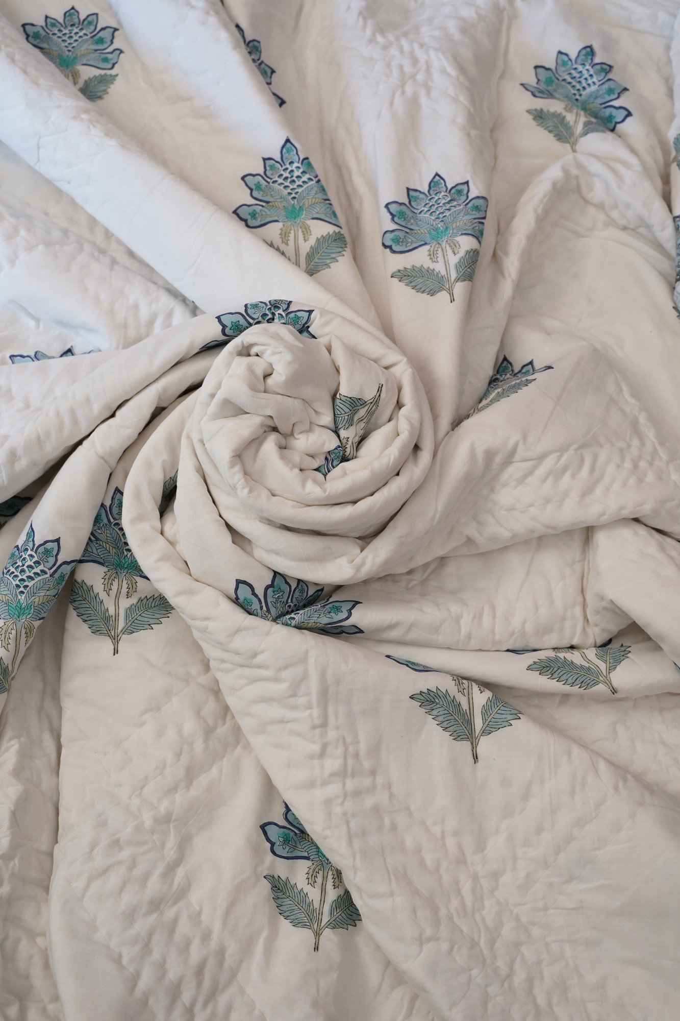 Hand Block Print Mulmul Quilt - Blue Jaal Soft Jaipuri Razai Double