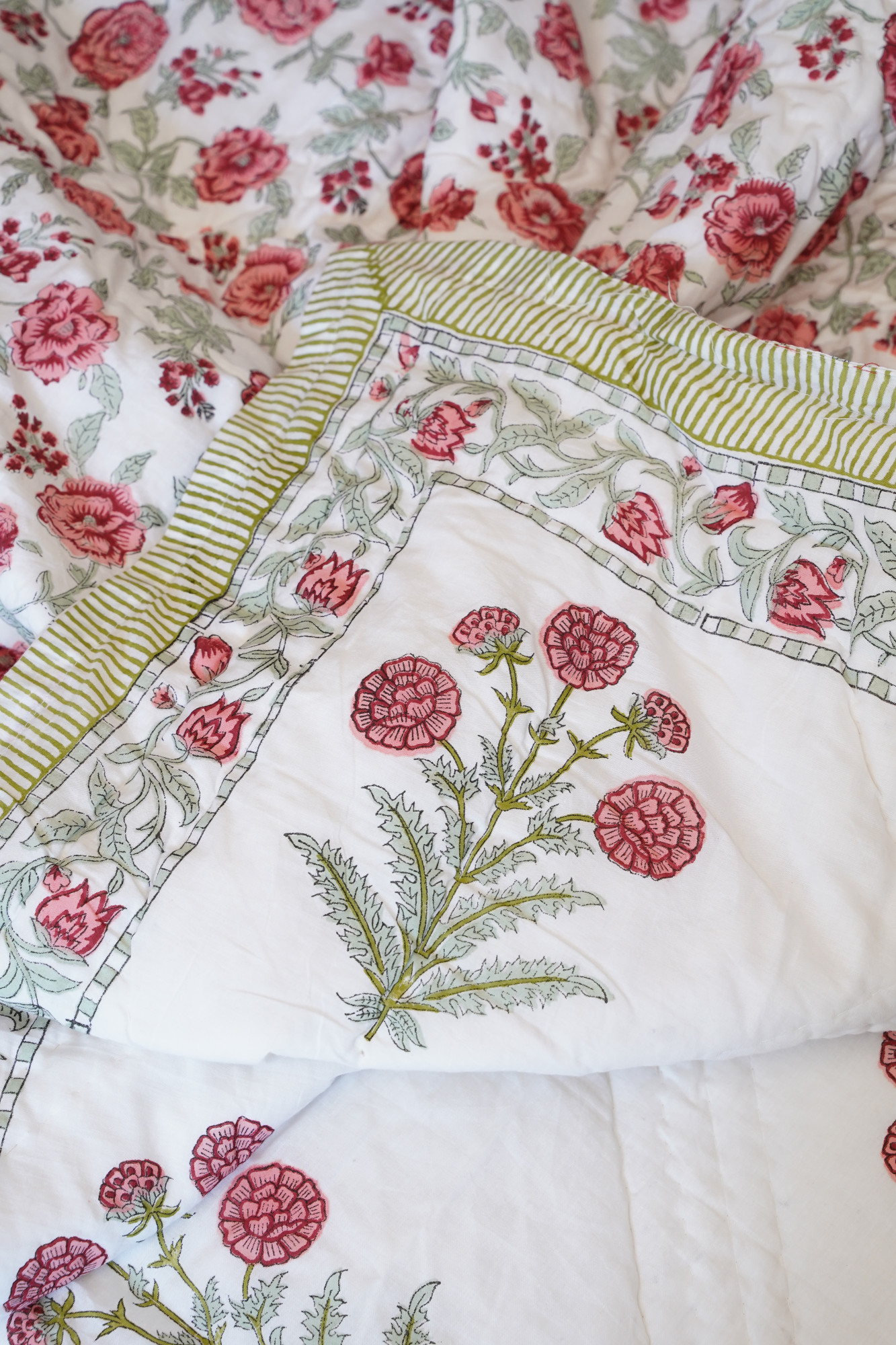 Hand Block Print Mulmul Quilt - Pink Buds Soft Jaipuri Razai Double