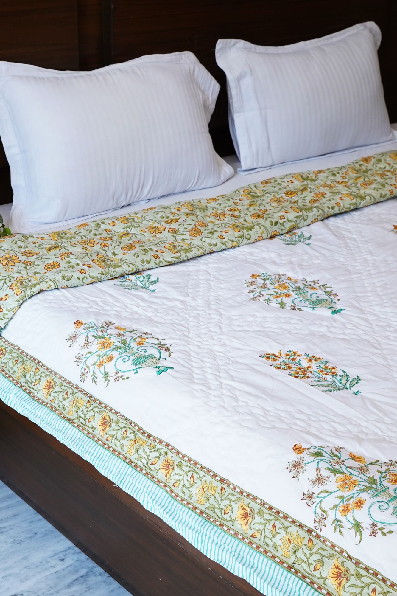 Hand Block Print Mulmul Quilt - Chic Garden Soft Jaipuri Razai Double