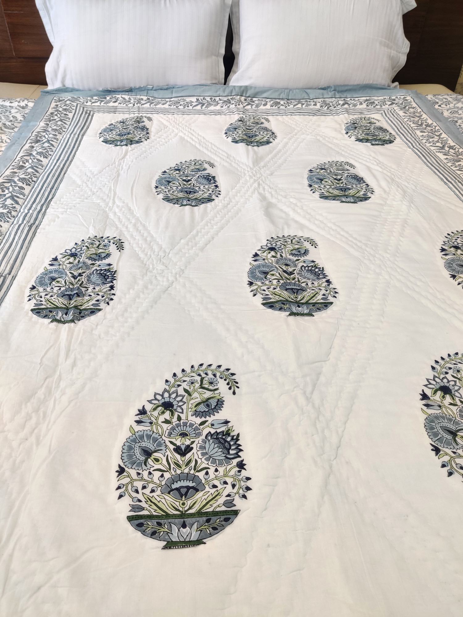 Hand Block Print Mulmul Quilt - Grey Boota Soft Jaipuri Razai Double