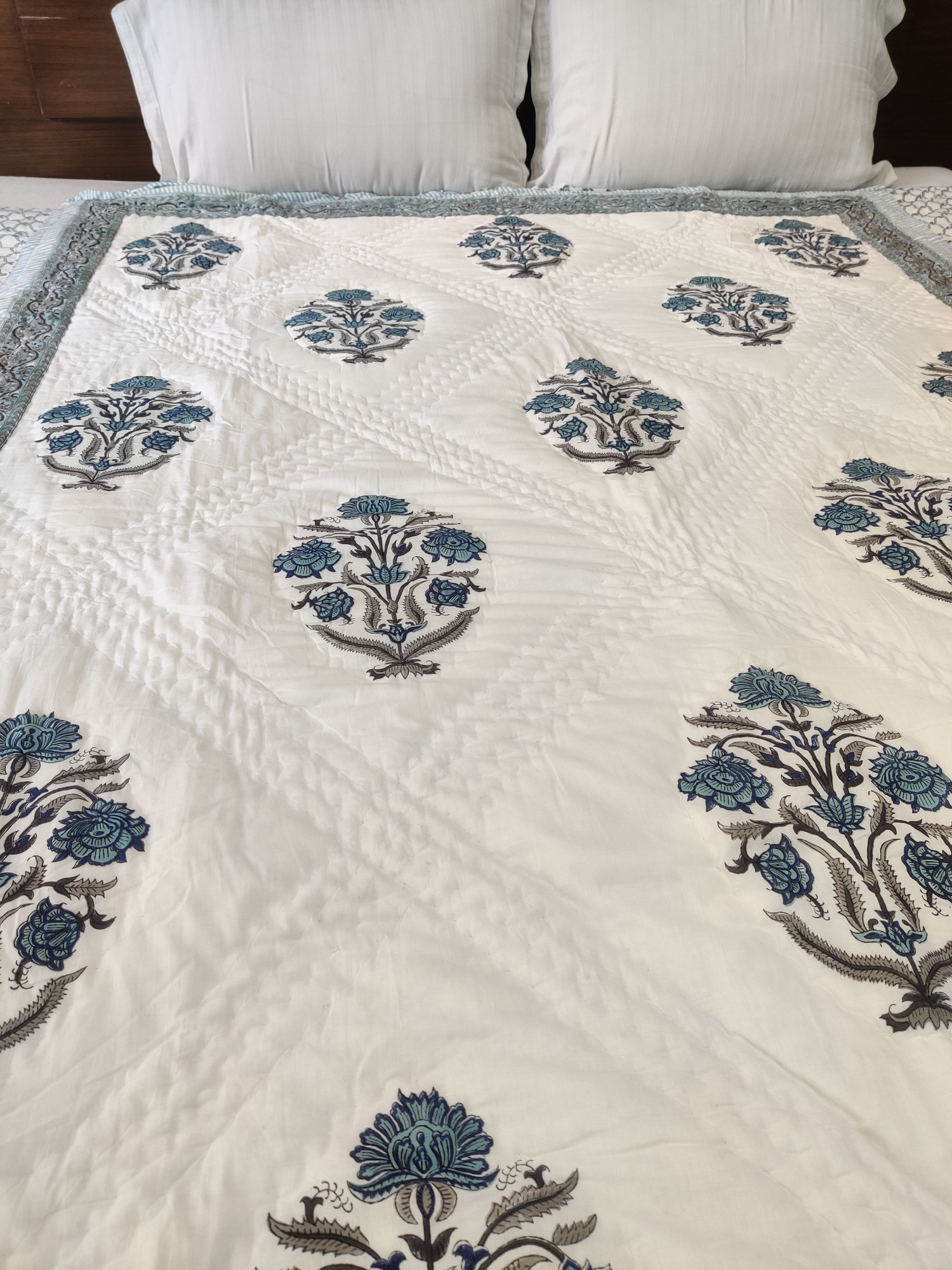 Hand Block Print Mulmul Quilt - Dark Blue Bloomer Soft Jaipuri Razai Double