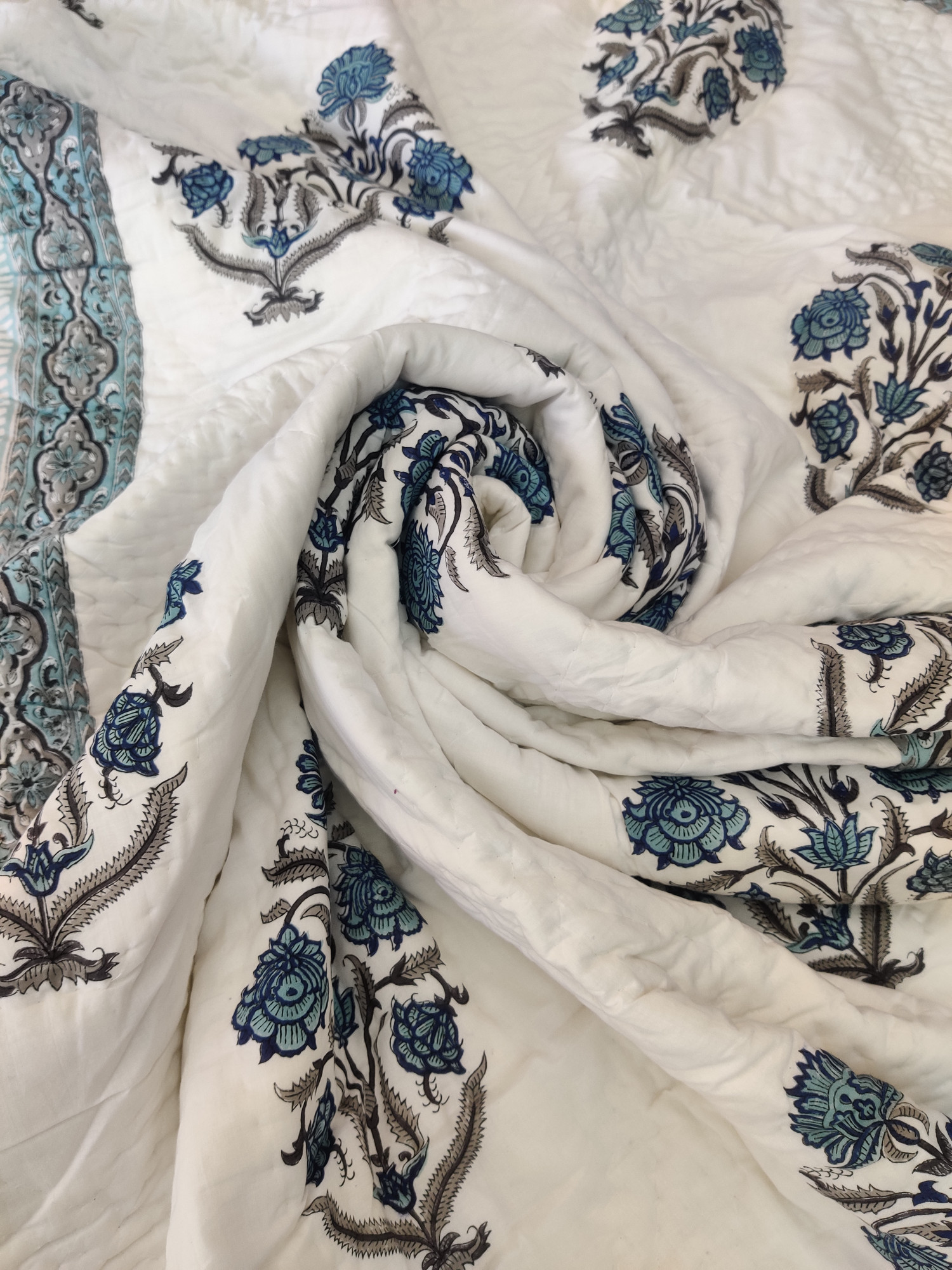 Hand Block Print Mulmul Quilt - Dark Blue Bloomer Soft Jaipuri Razai Double