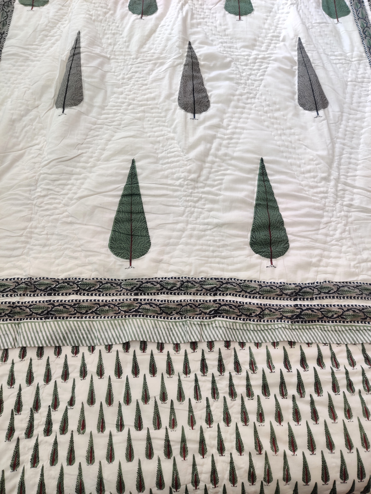 Hand Block Print Mulmul Quilt - Tropical Fern Soft Jaipuri Razai Double