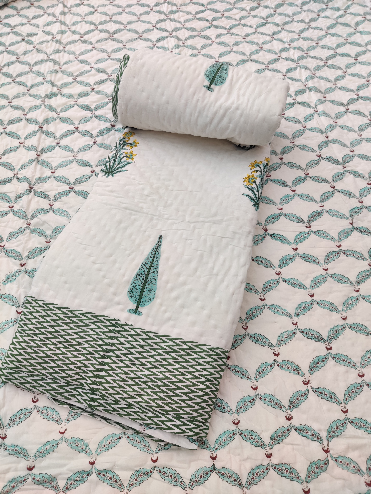 Hand Block Print Mulmul Quilt - Multiblock Blockprinted Soft Jaipuri Razai Double