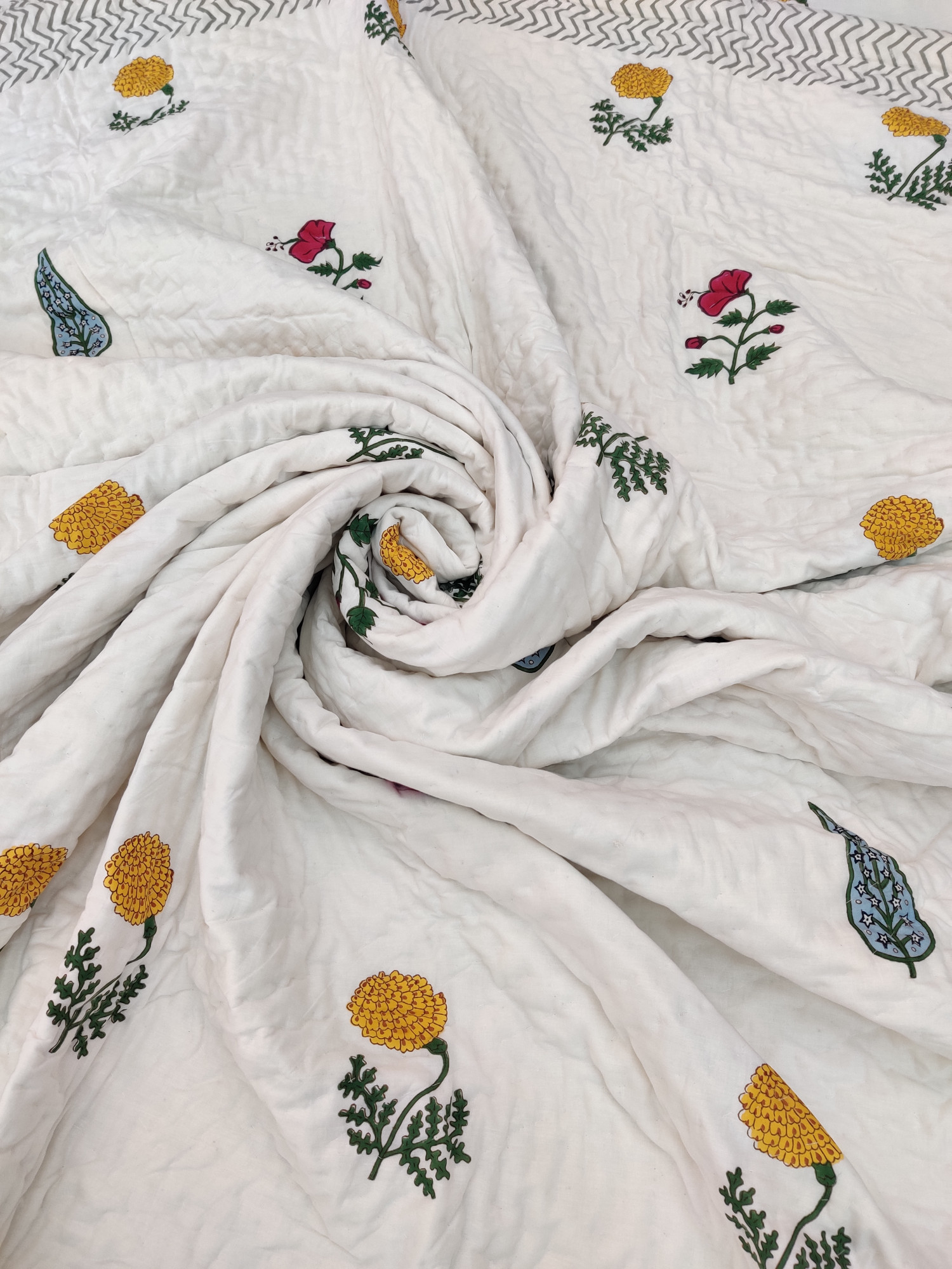Hand Block Print Mulmul Quilt - Tropical Handblock Soft Jaipuri Razai Double