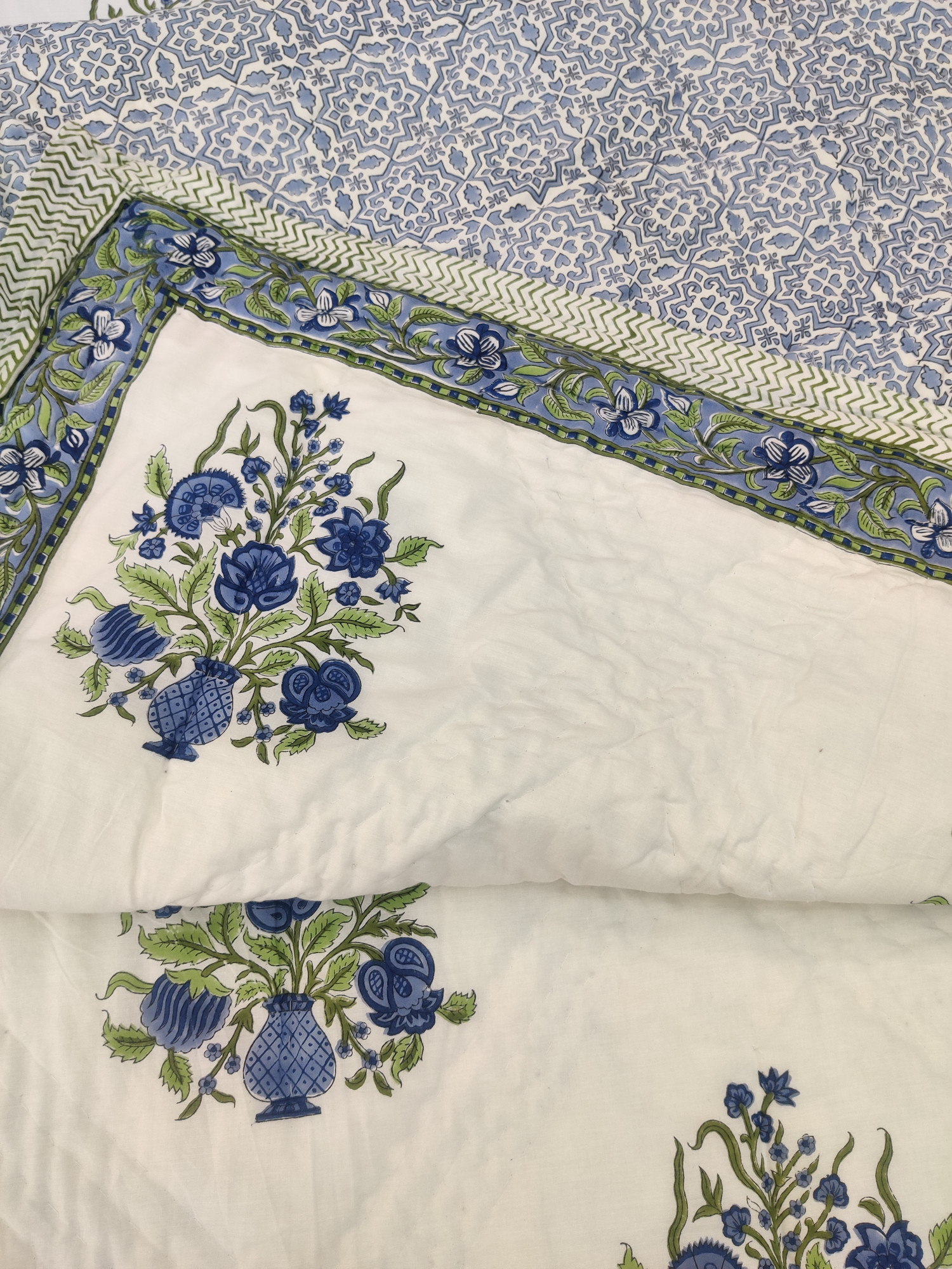 Hand Block Print Mulmul Quilt - Guldasta Soft Jaipuri Razai Double