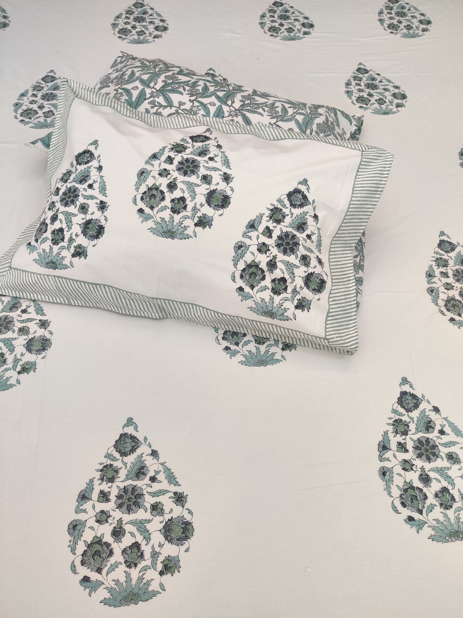 Jaipuri Block Print Bedsheet - Grey Floral Boota Hand Block Print Cotton King Size