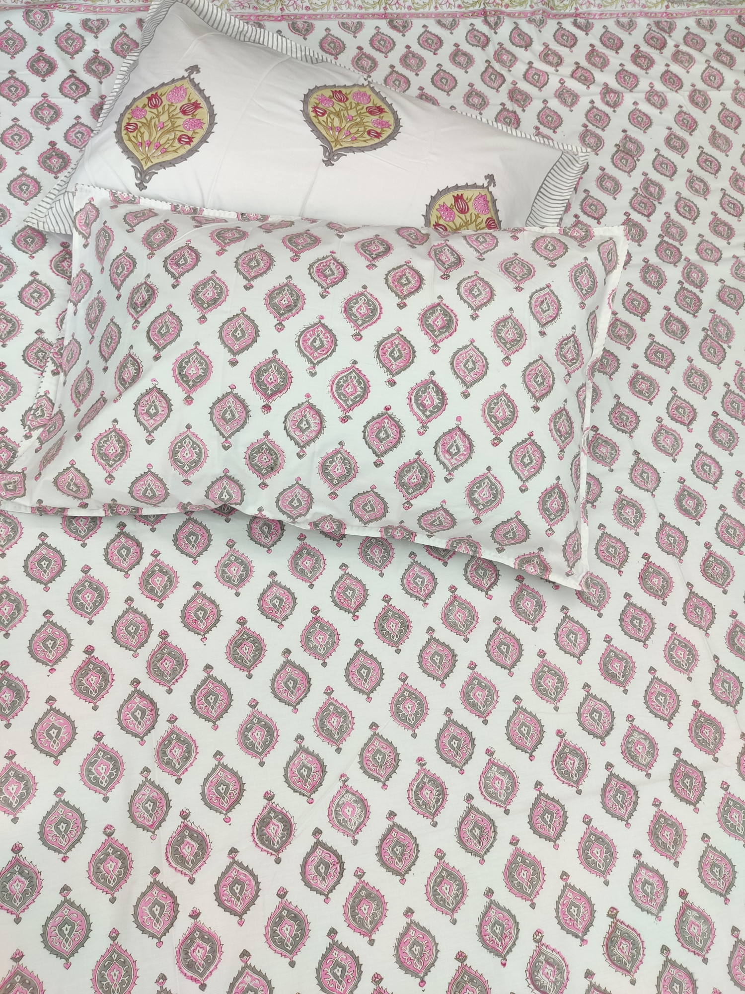 Jaipuri Block Print Bedsheet - Pink Eye Hand Block Print Cotton King Size