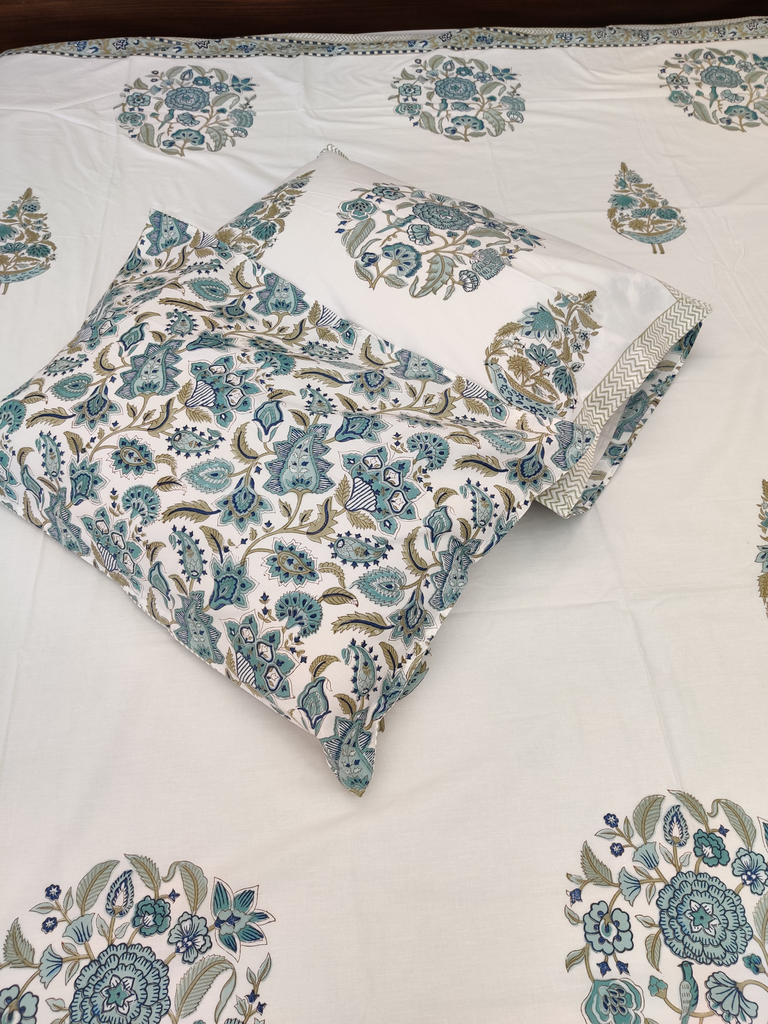 Jaipuri Block Print Bedsheet - Grey Dual Boota Hand Block Print Cotton King Size