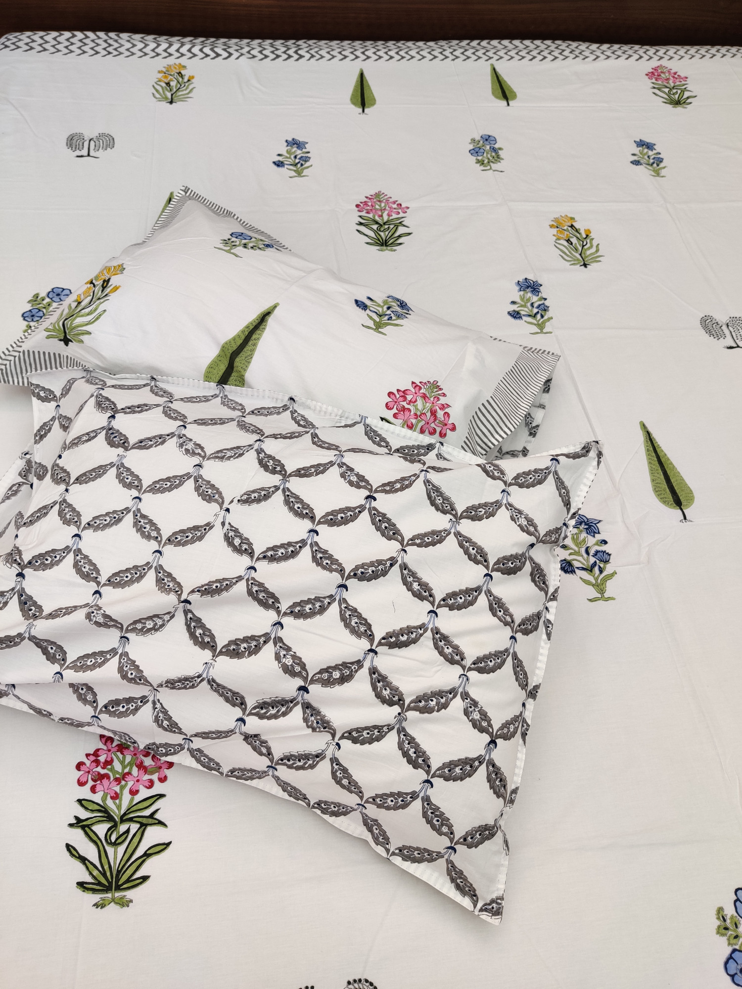 Jaipuri Block Print Bedsheet - Multi Flower Hand Block Print Cotton King Size