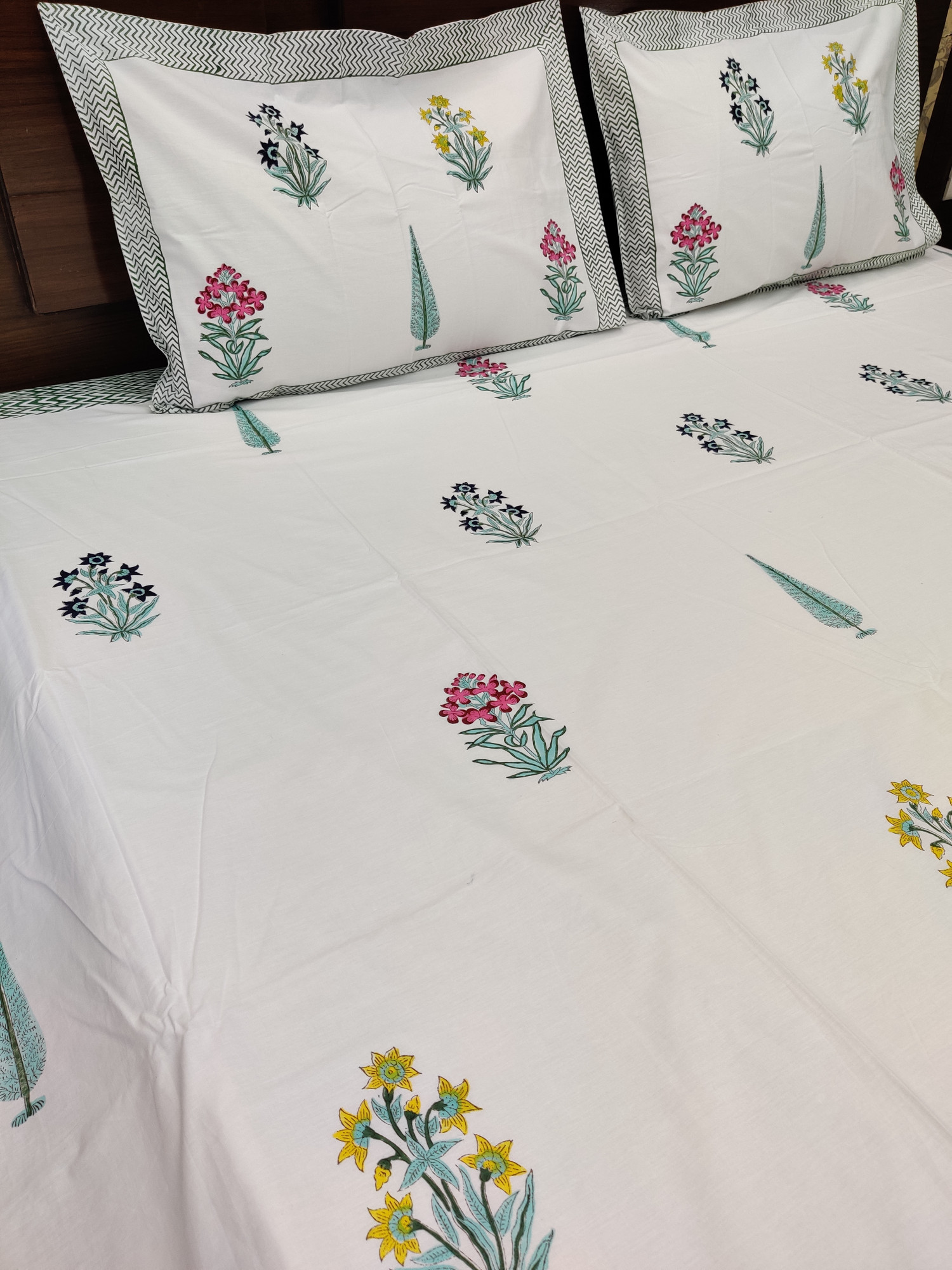 Jaipuri Block Print Bedsheet - Multiblock Blockprinted Hand Block Print Cotton King Size