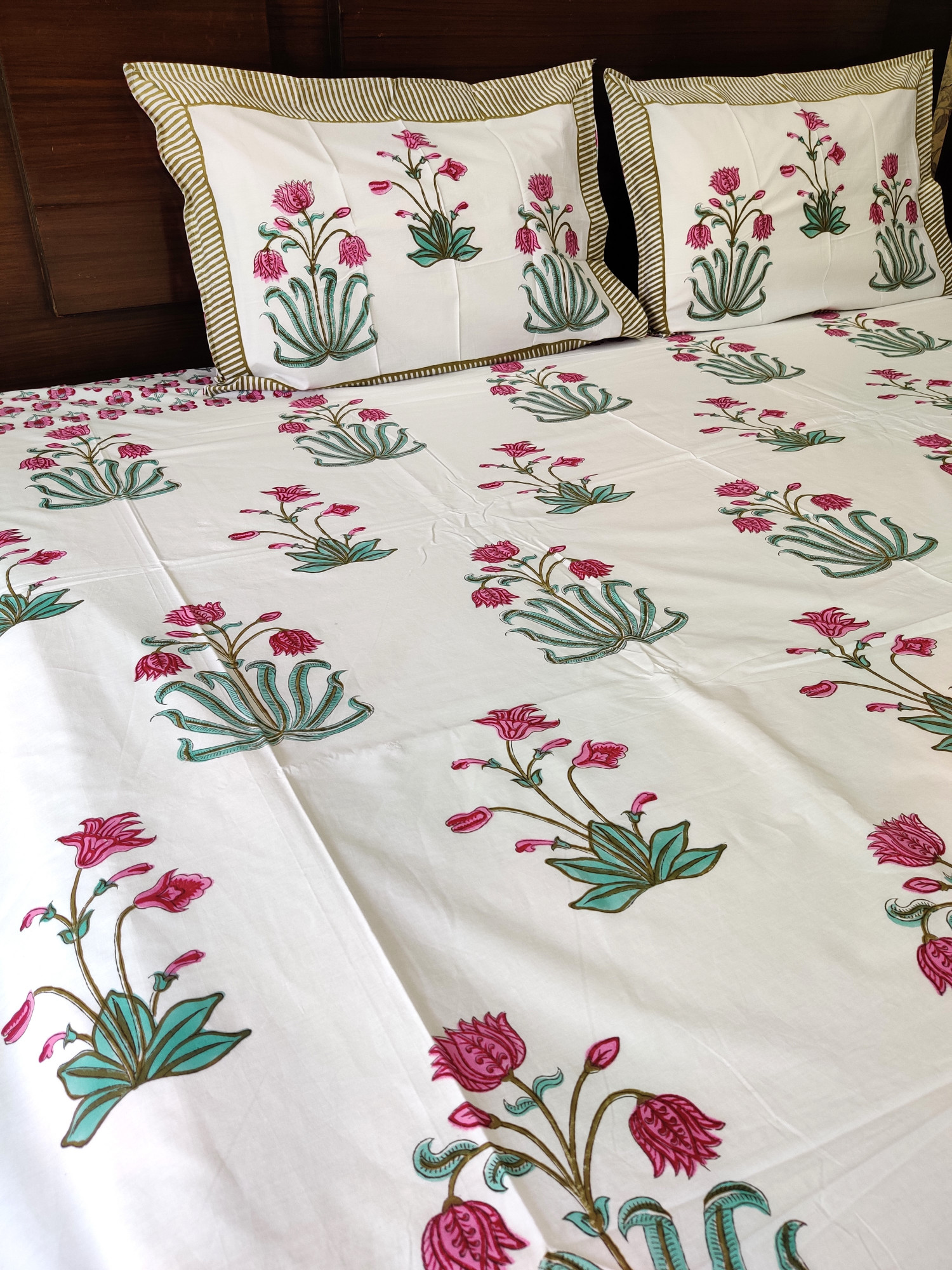 Jaipuri Block Print Bedsheet - Magnolia With Border Hand Block Print Cotton Double