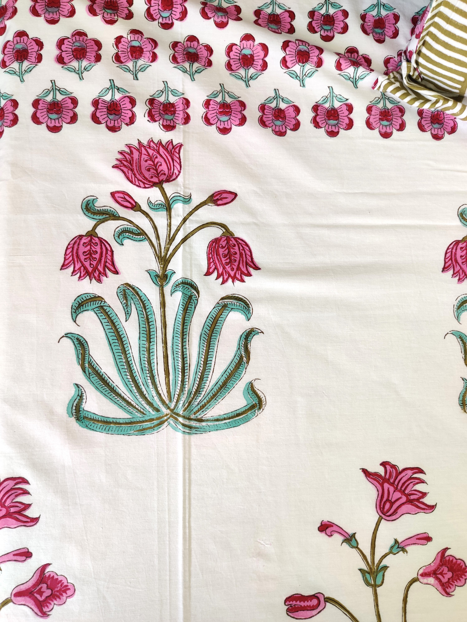 Jaipuri Block Print Bedsheet - Magnolia With Border Hand Block Print Cotton Double