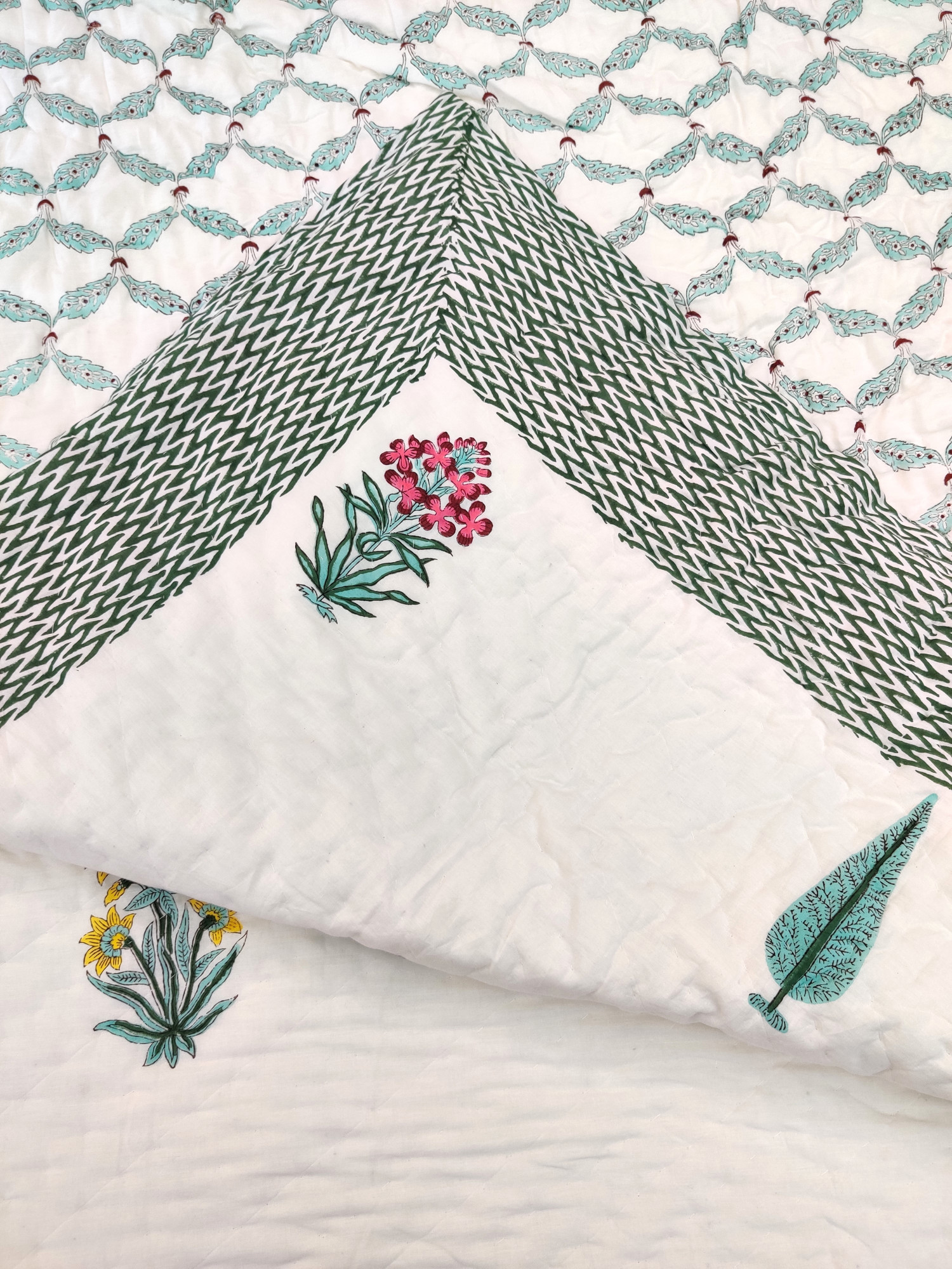 Hand Block Print Mulmul Quilt - Multiblock Blockprinted Soft Jaipuri Razai Double