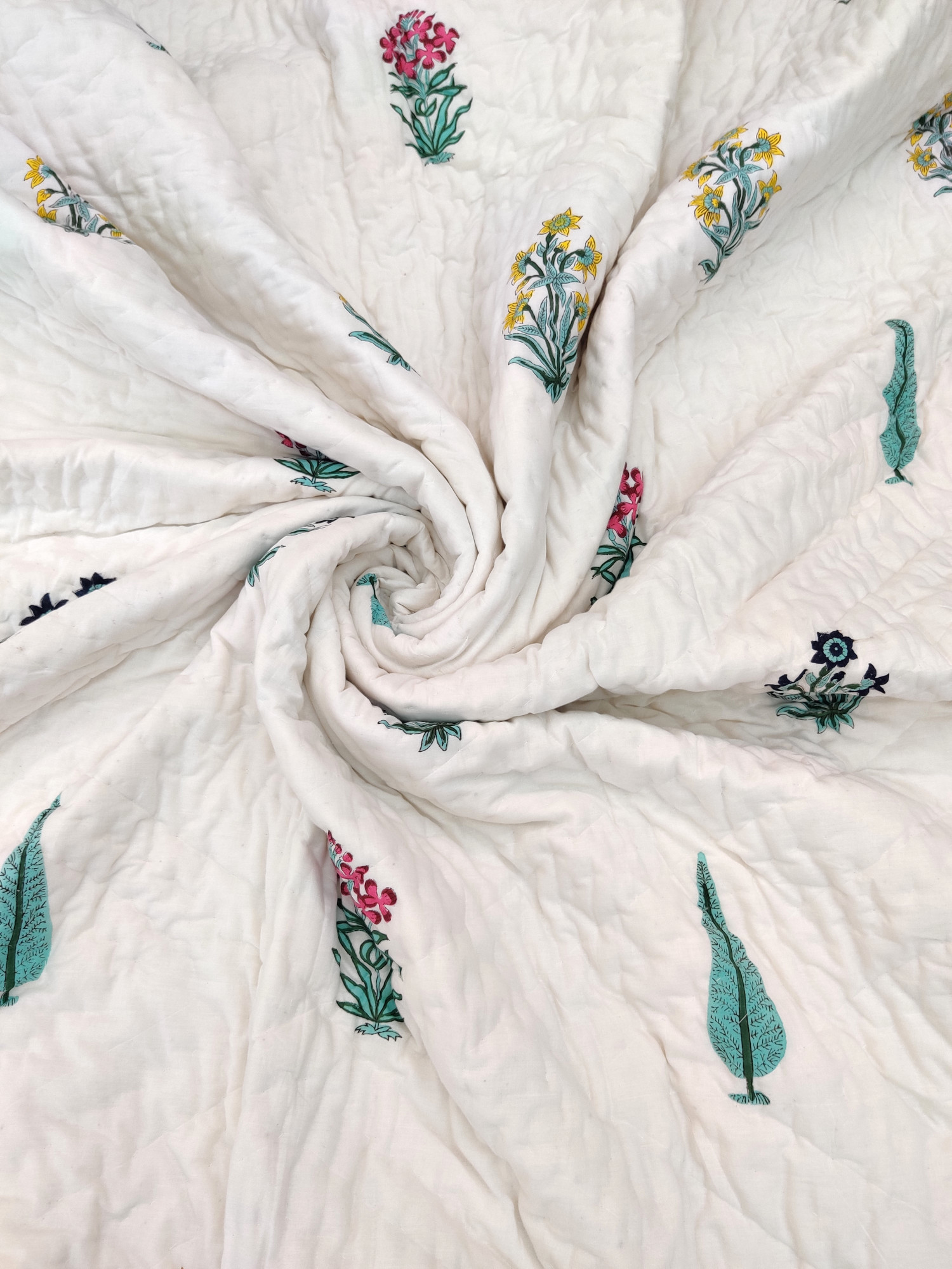 Hand Block Print Mulmul Quilt - Multiblock Blockprinted Soft Jaipuri Razai Double