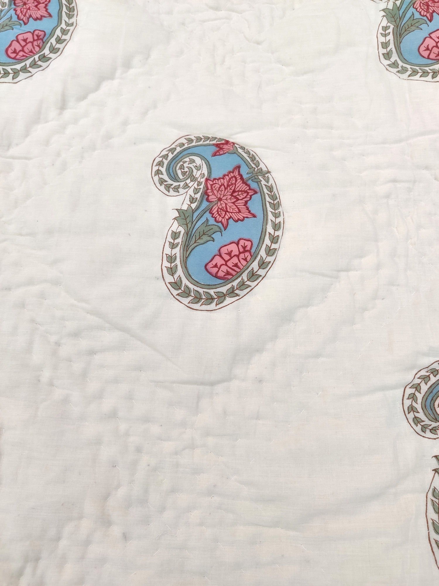 Hand Block Print Mulmul Quilt - Peach Kerry Soft Jaipuri Razai Double