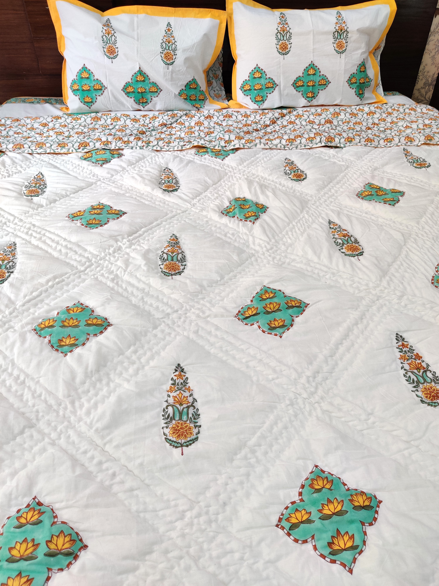Hand Block Print Mulmul Quilt - Sunkissed Soft Jaipuri Razai Double