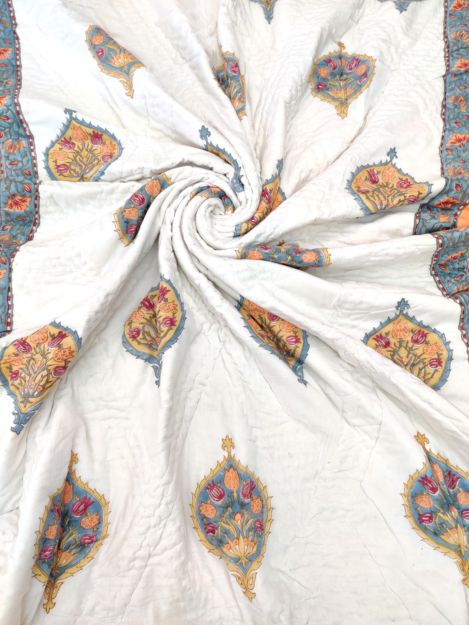 Hand Block Print Mulmul Quilt - Dark Base Floral Soft Jaipuri Razai Double