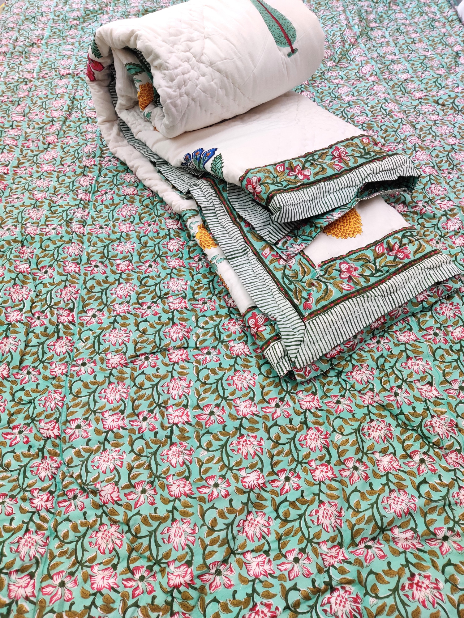 Hand Block Print Mulmul Quilt - Char Boota Soft Jaipuri Razai Double