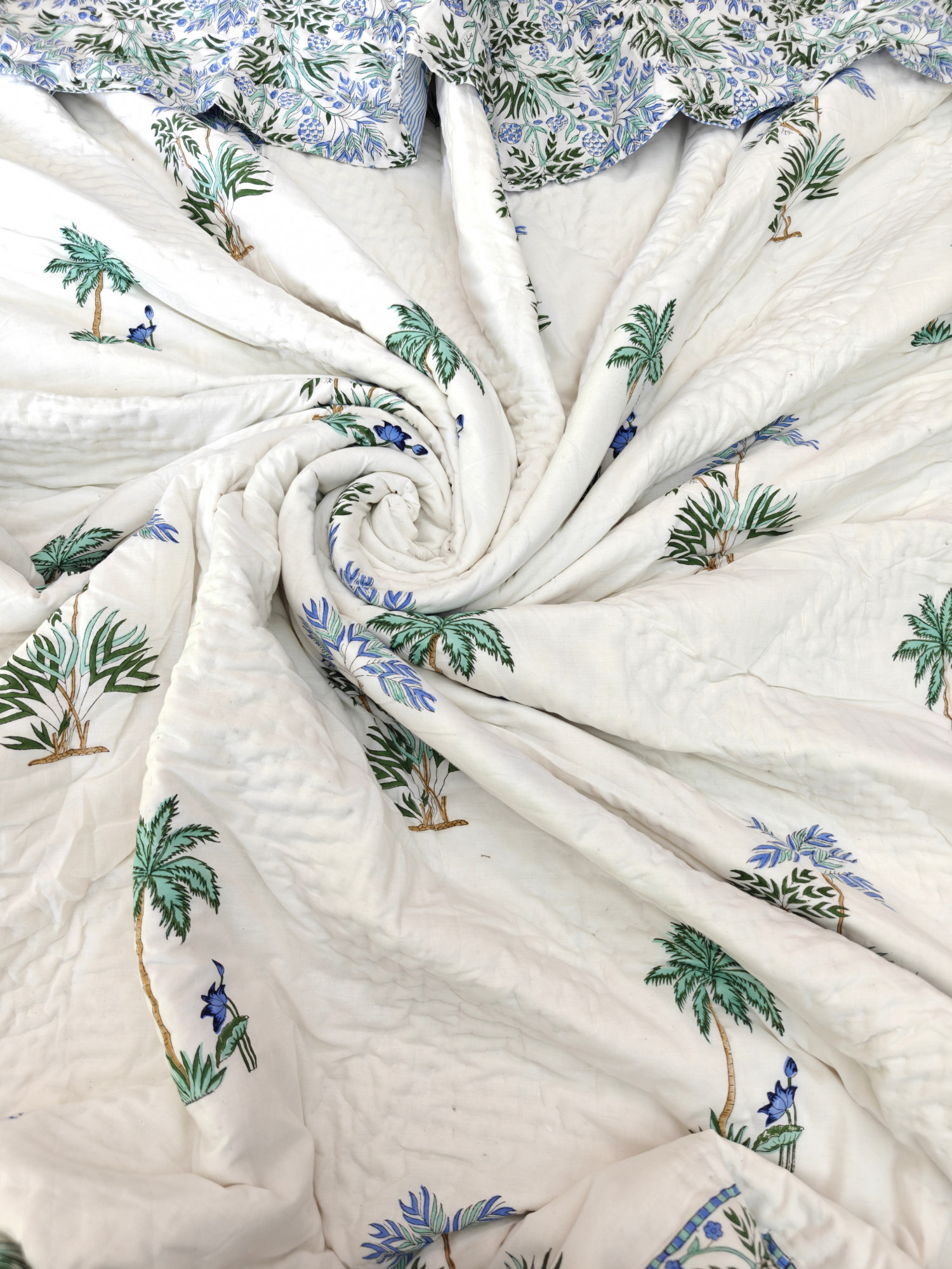 Hand Block Print Mulmul Quilt - Tropical Bliss Soft Jaipuri Razai Double