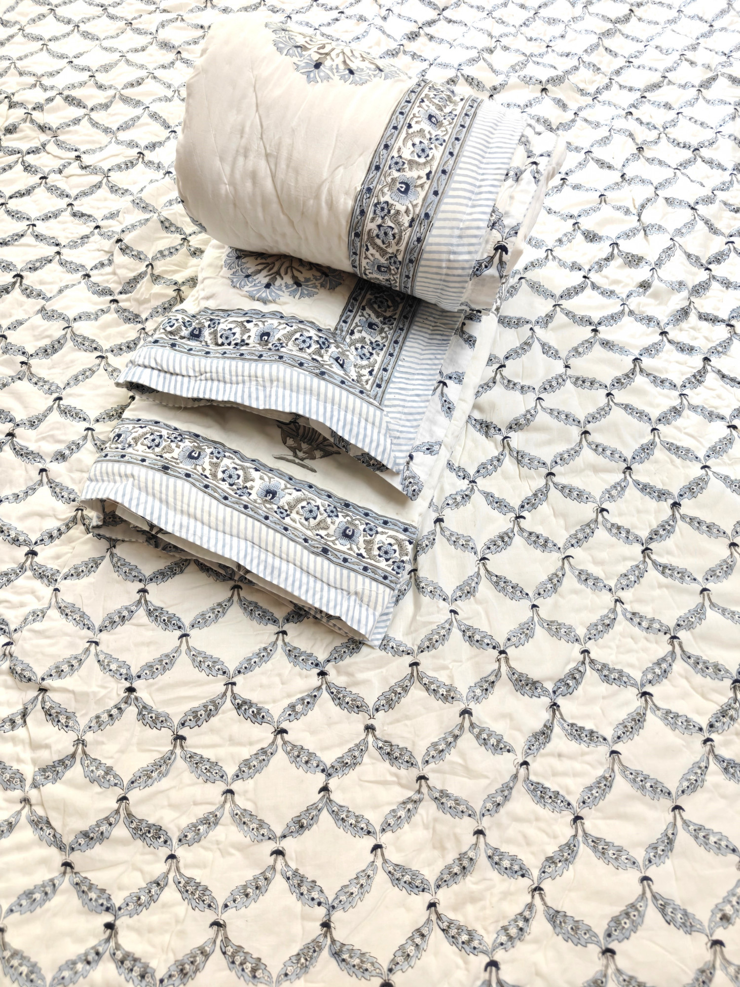 Hand Block Print Mulmul Quilt - Earthen Grace Soft Jaipuri Razai Double