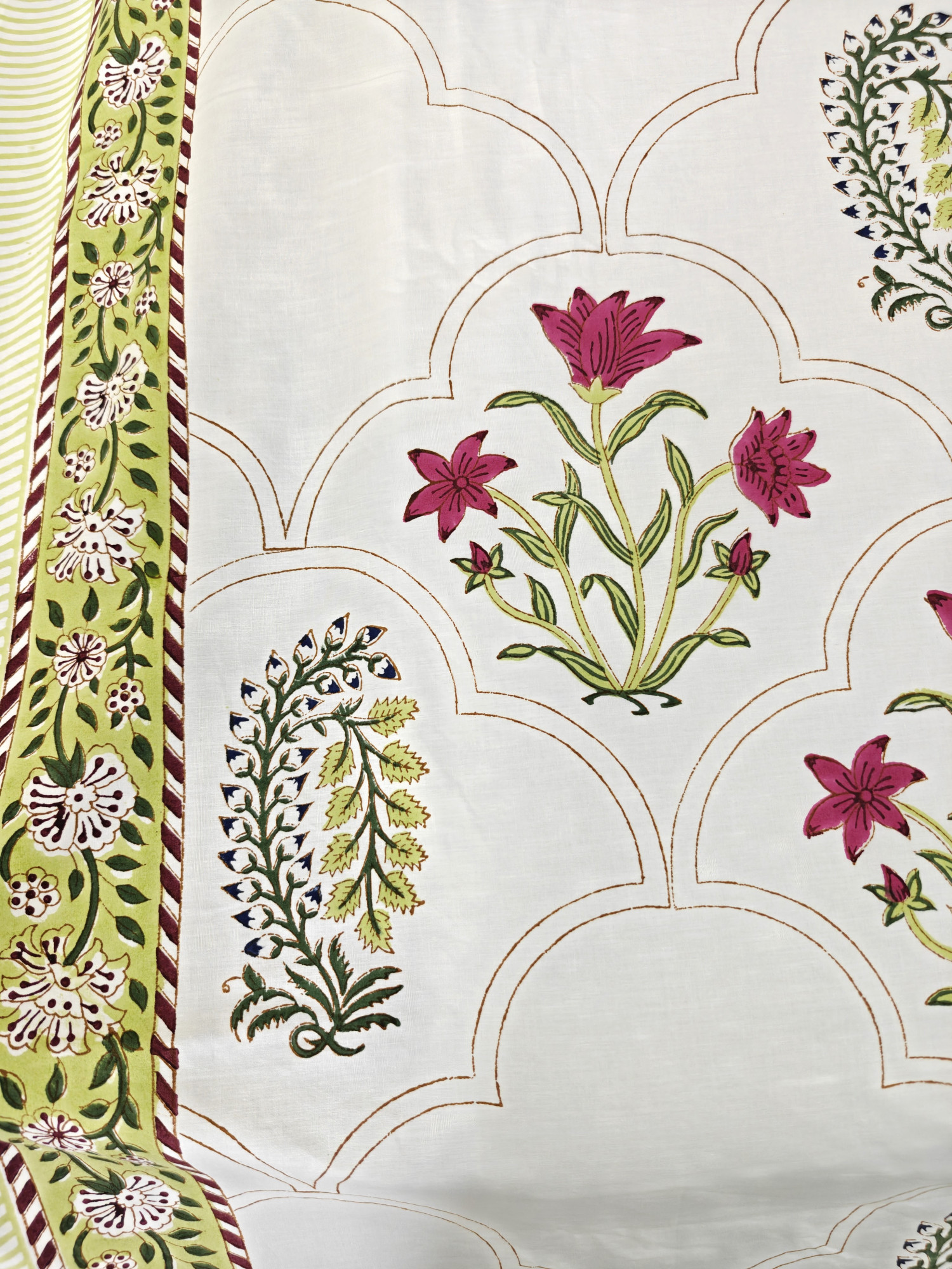 Handblock King Size Jaipuri Bedsheet | Cotton | Baag-e-Bahar Bedsheet
