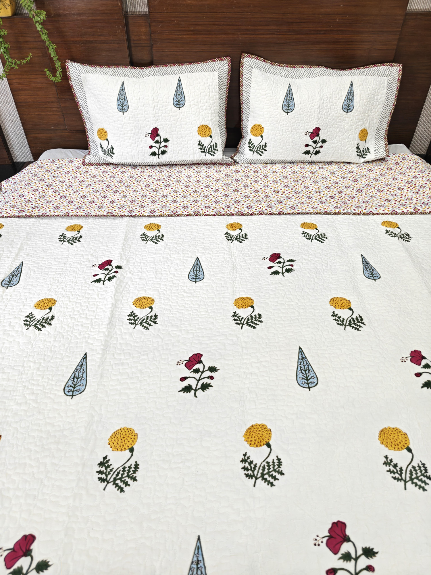 Handblock Reversible Cotton Bedspread | Jaipuri Print | Tropical Bedcover