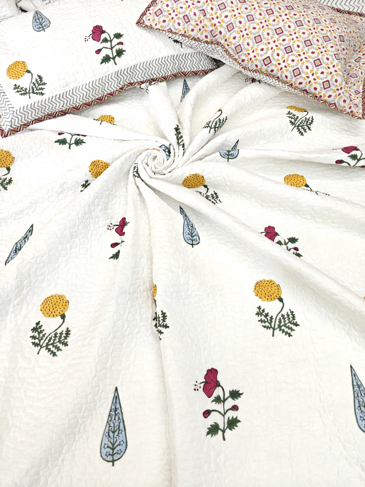 Handblock Reversible Cotton Bedspread | Jaipuri Print | Tropical Bedcover