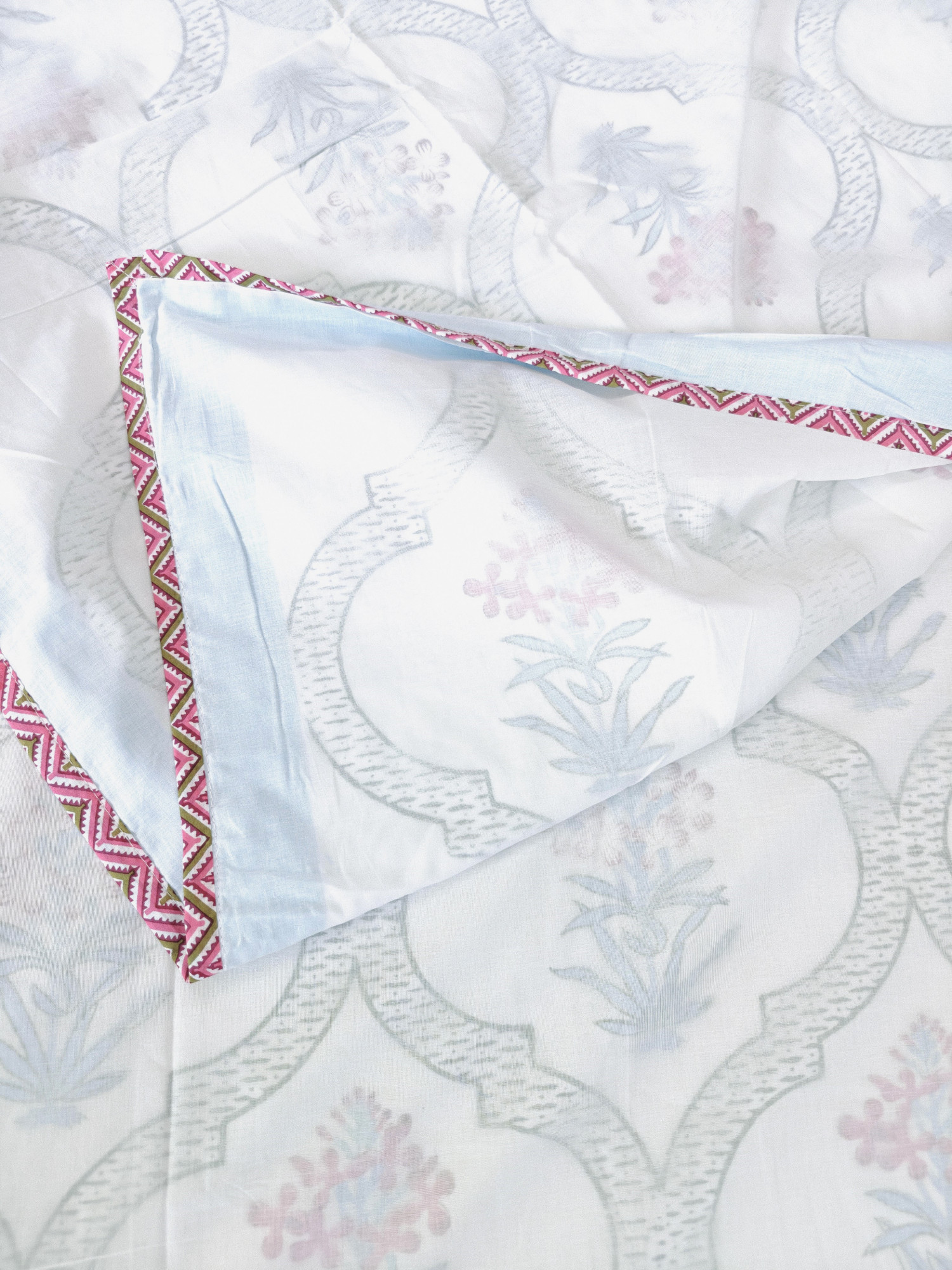 Handblock Mulmul Jaipuri Dohar | Floral Whisper 3D Dohar