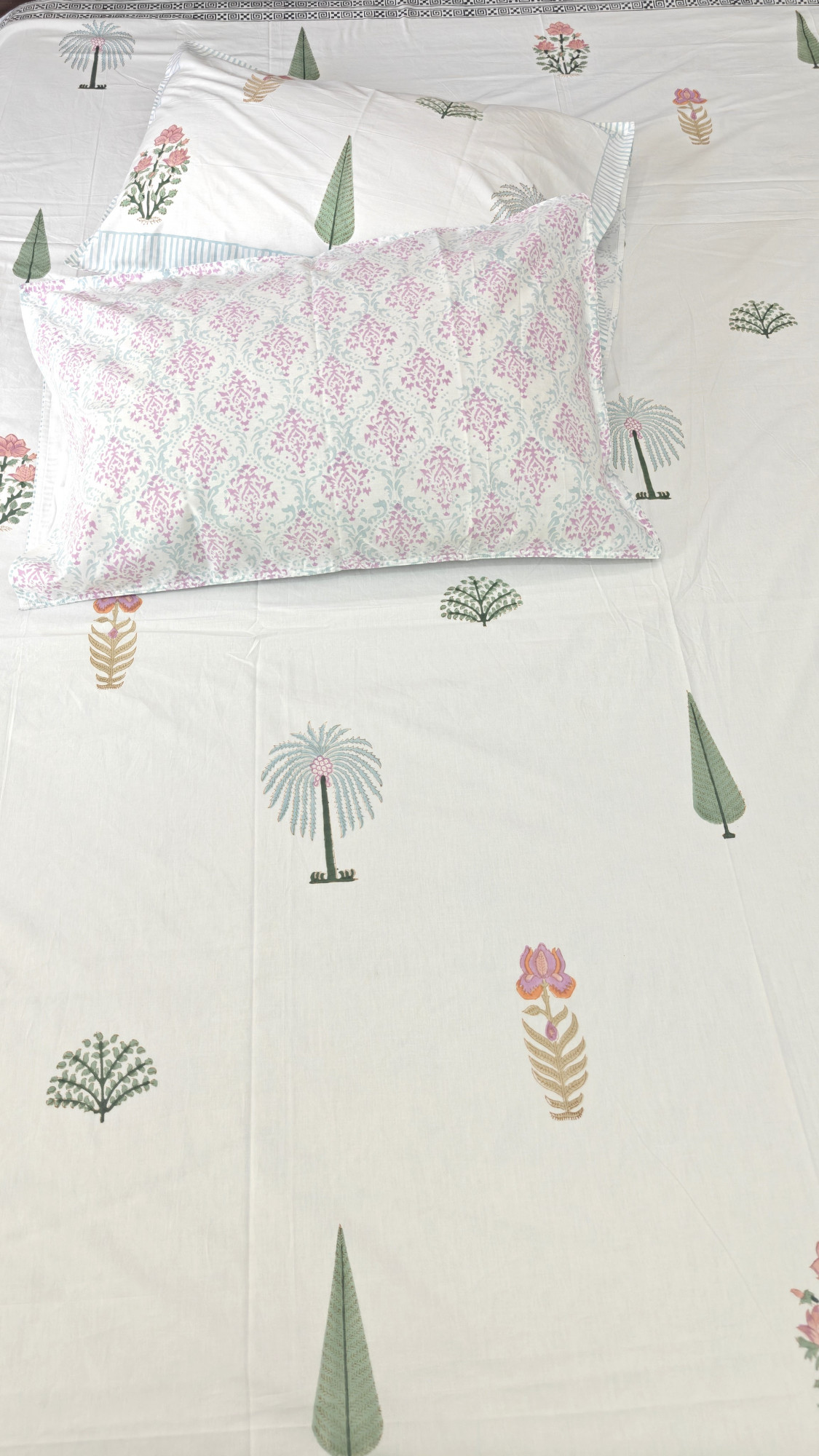 Handblock King Size Jaipuri Bedsheet | Cotton | Aangan Premium Bedsheet