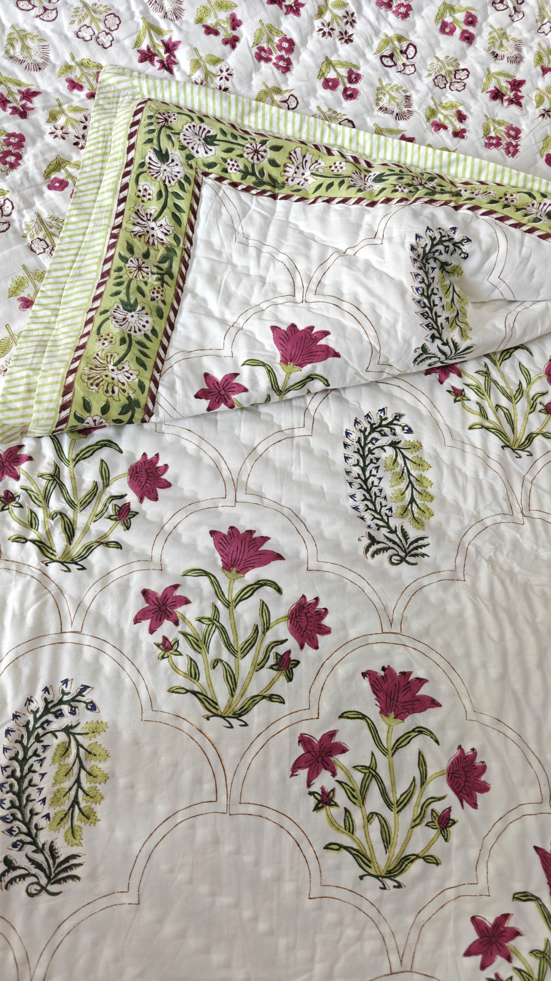 Hand Block Print Mulmul Quilt - Baag-e-Bahar Soft Jaipuri Razai Double