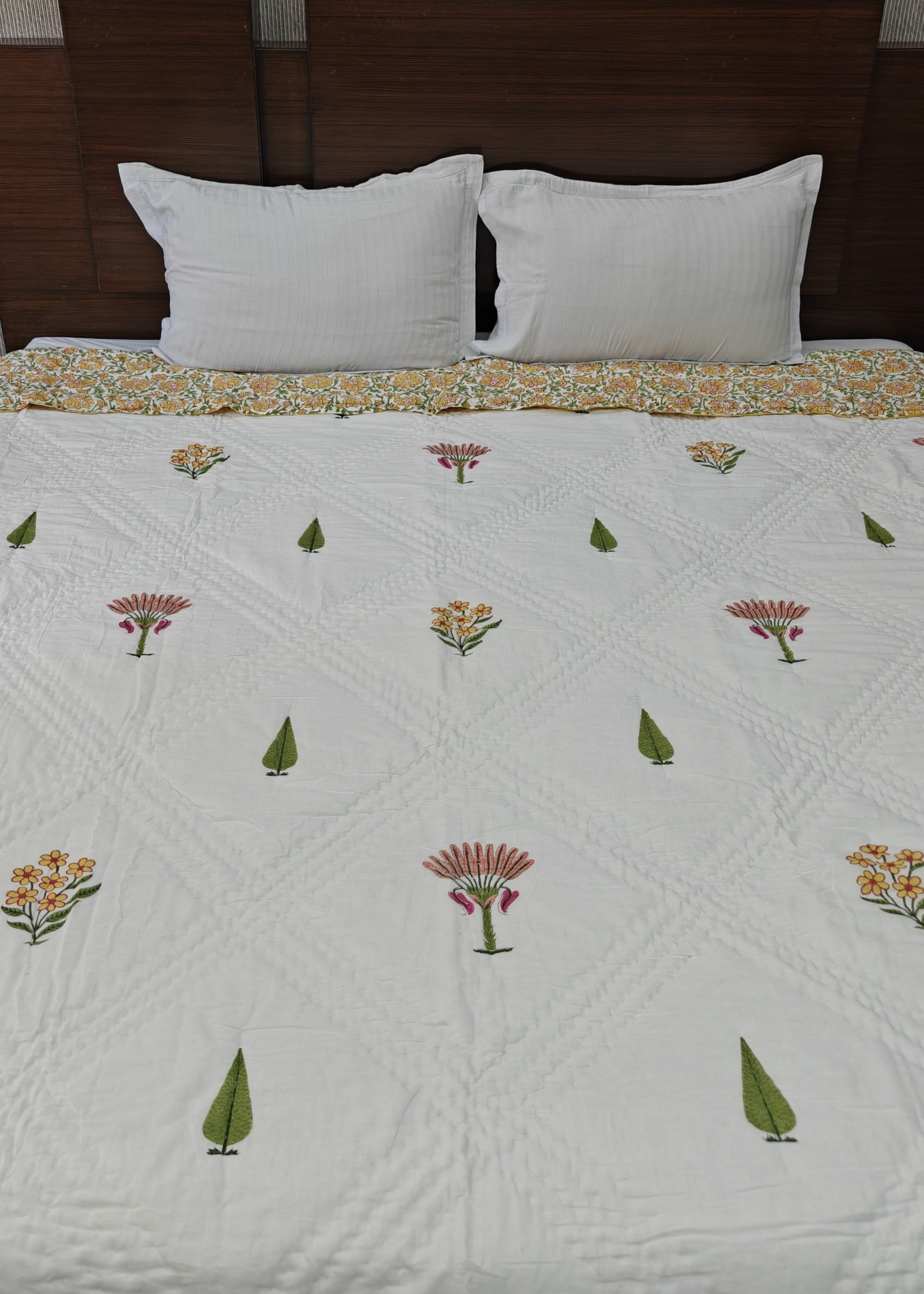 Hand Block Print Mulmul Quilt - Floral Heritage Soft Jaipuri Razai Double