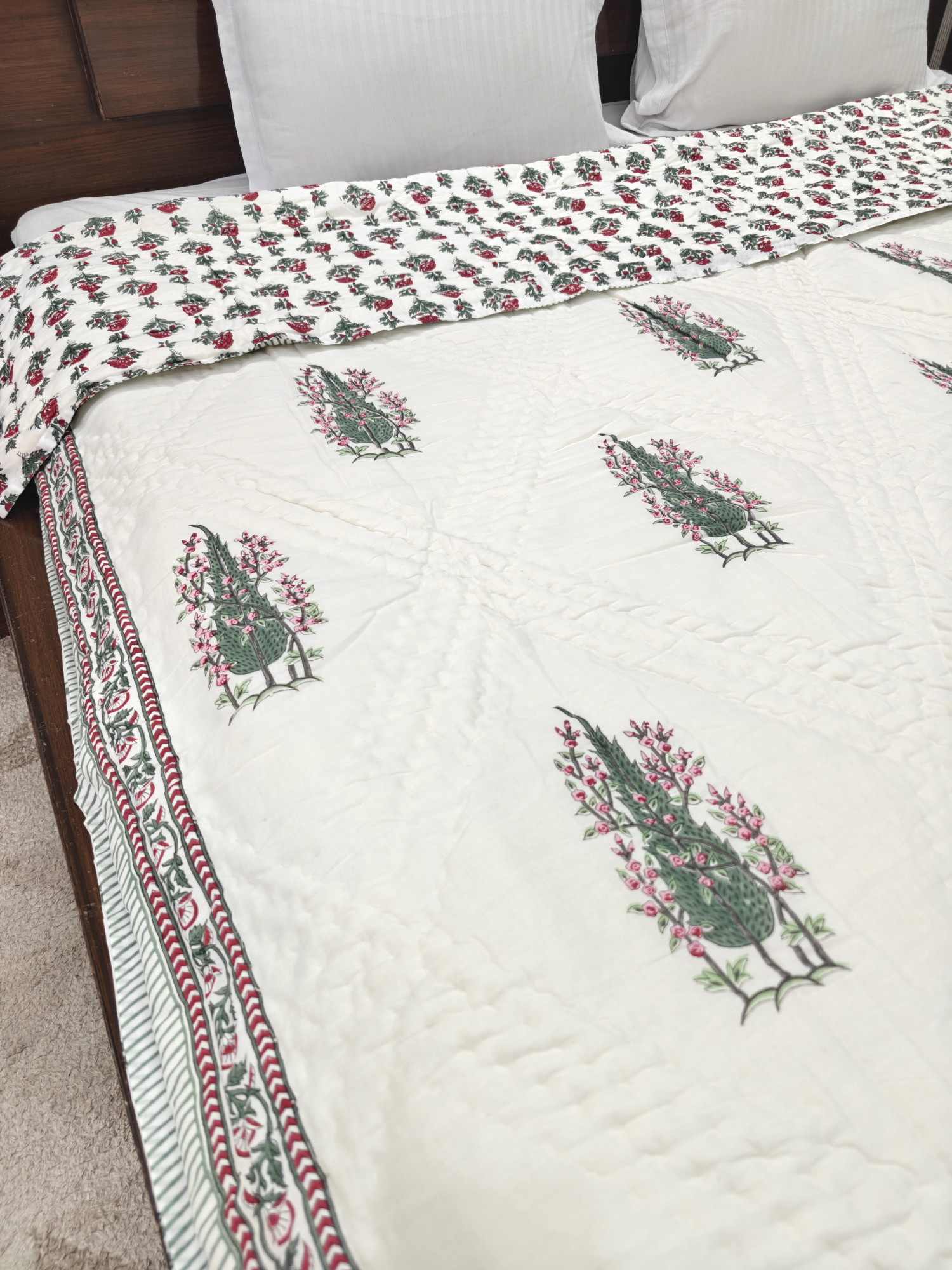 Hand Block Print Mulmul Quilt - Fern Frigned Soft Jaipuri Razai Double