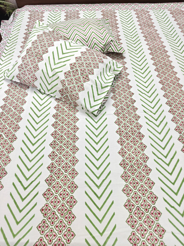 Image of Jaipuri Block Print Bedsheet - Red Lehar-e-Bela | Hand Block Print Cotton King Size